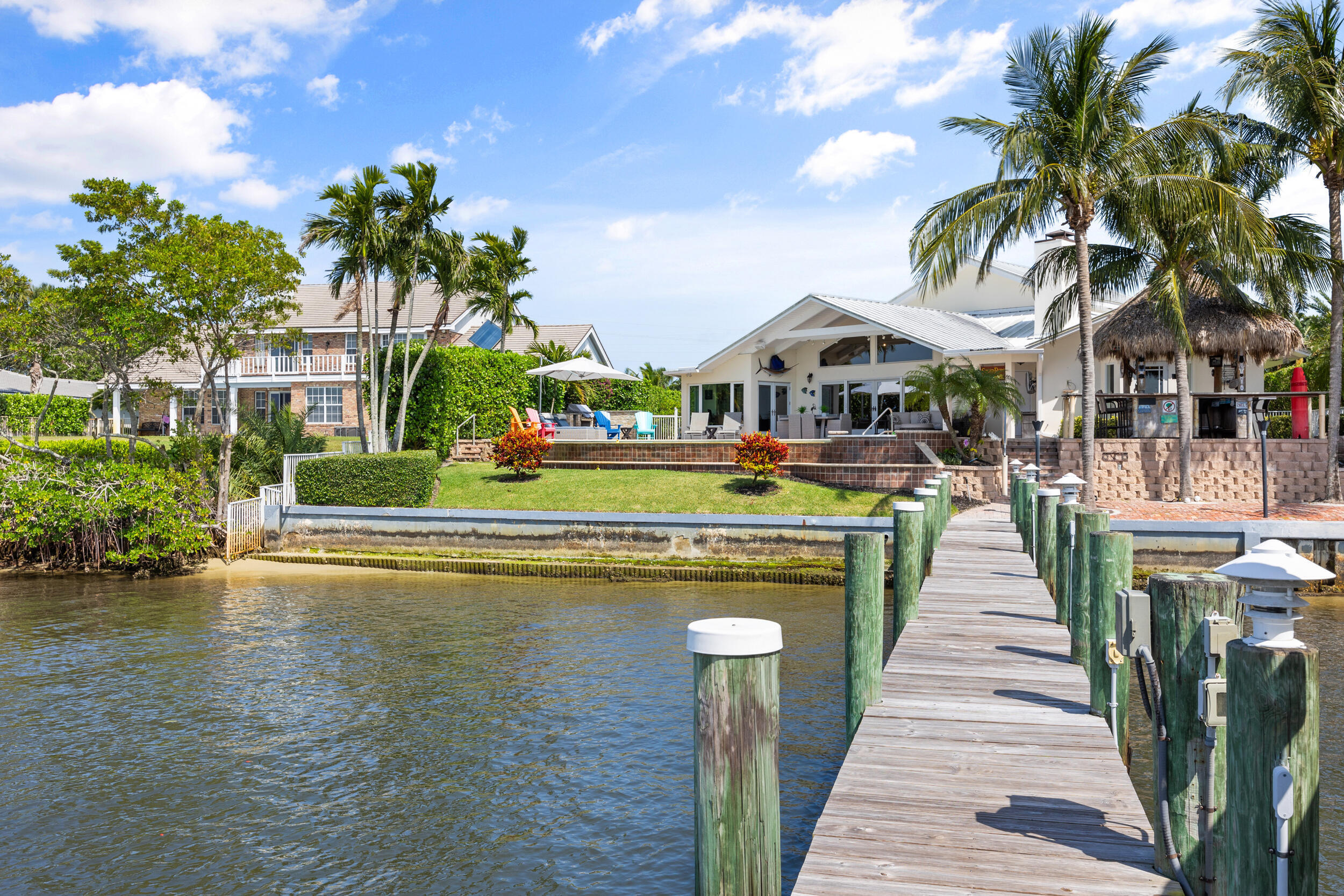 TEQUESTA COUNTRY CLUB - Residential