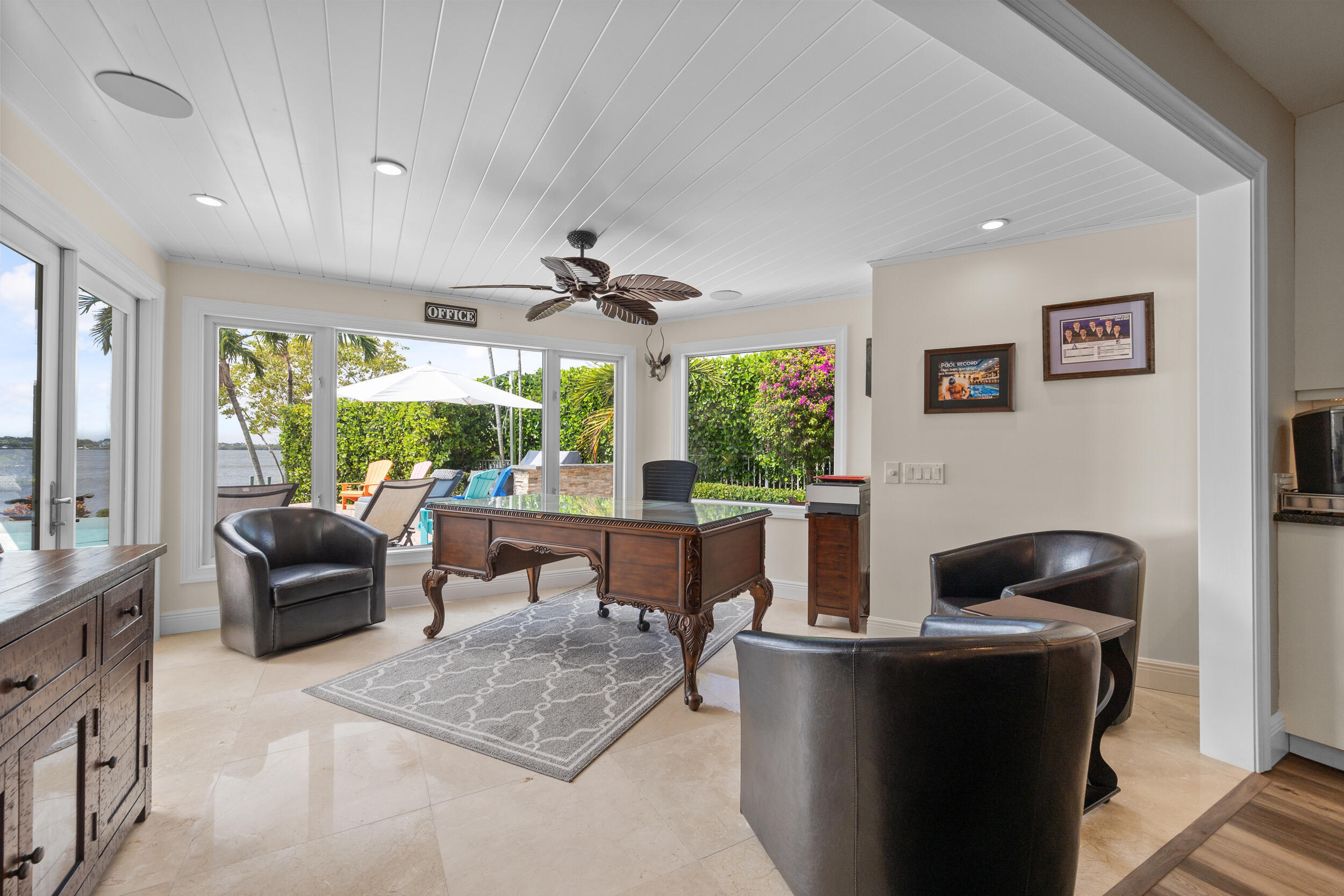 TEQUESTA COUNTRY CLUB - Residential