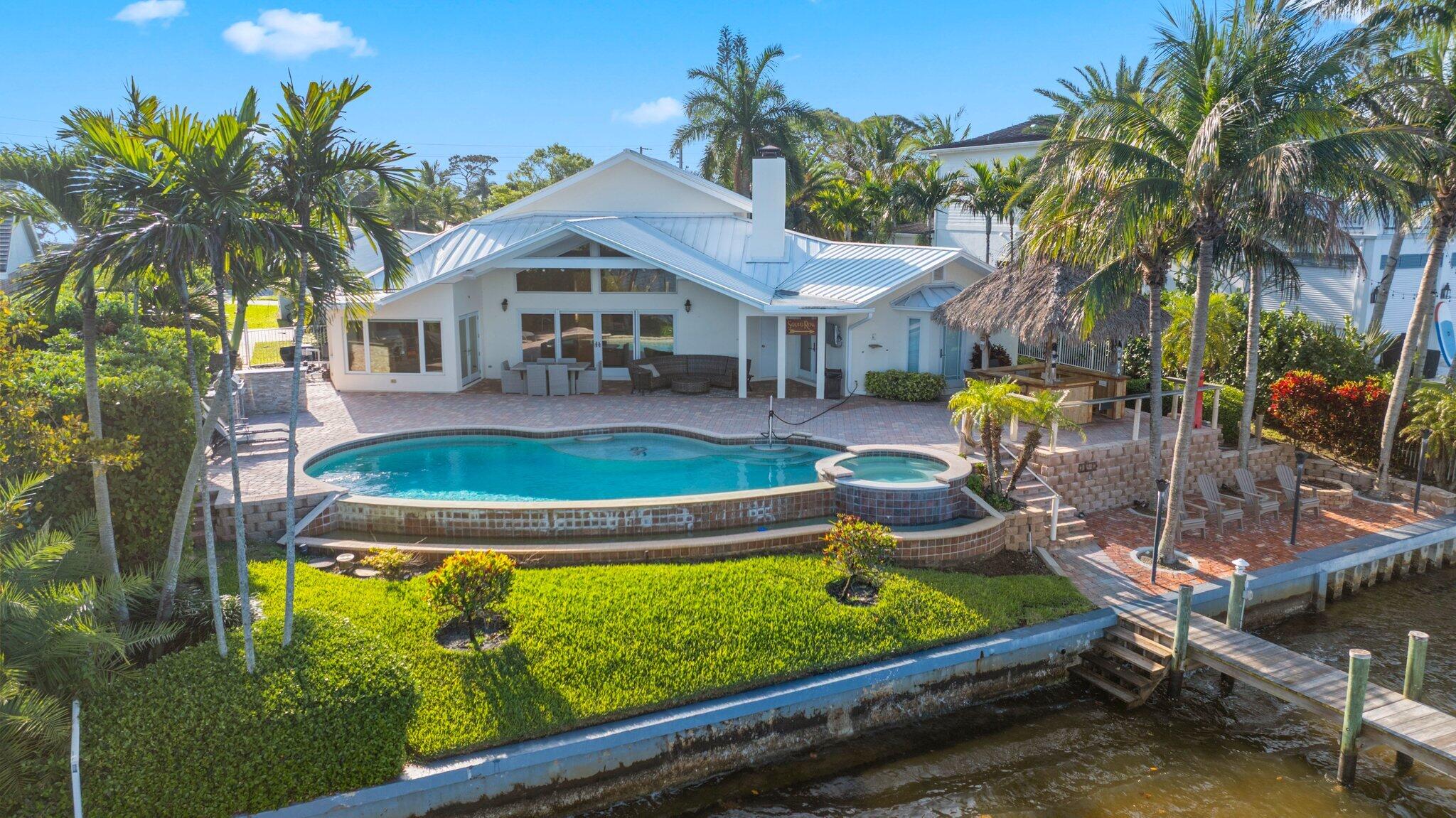 TEQUESTA COUNTRY CLUB - Residential