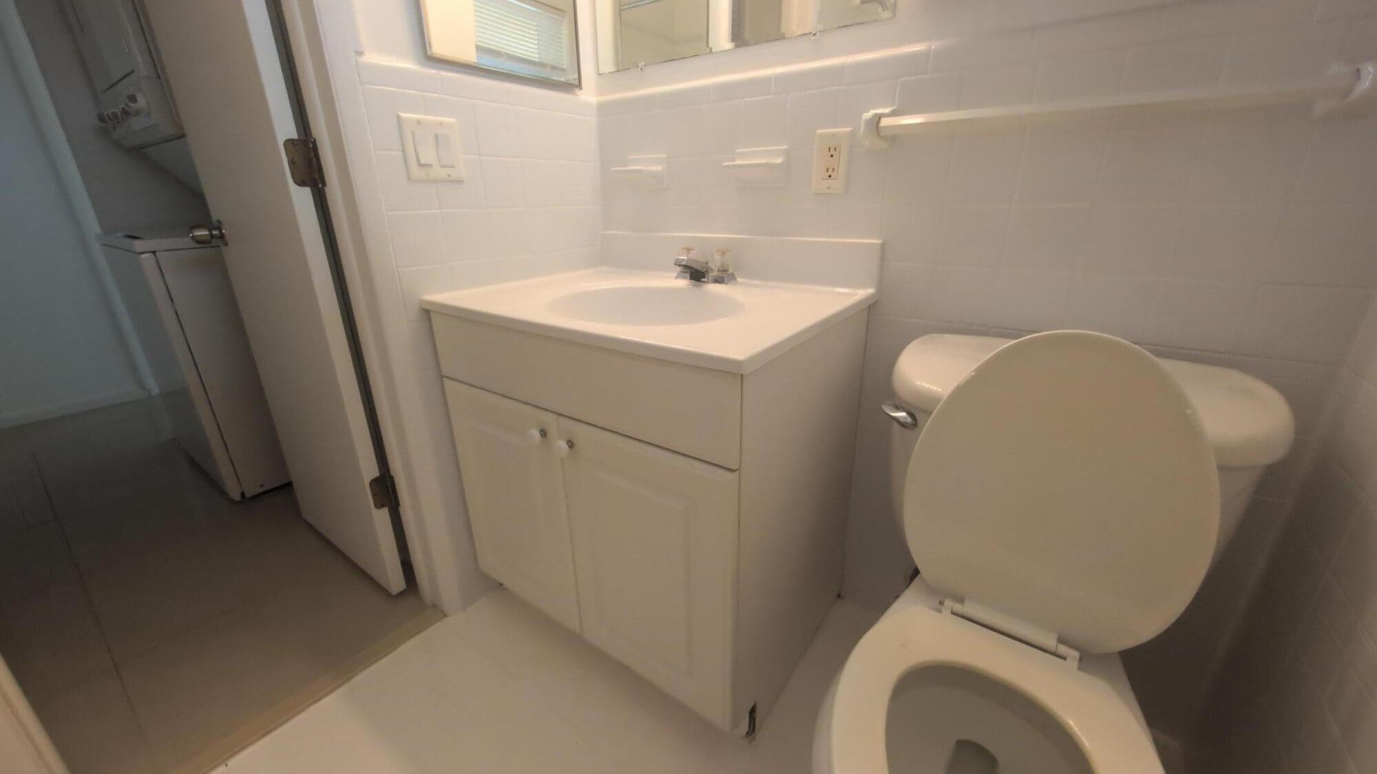 LIGHTHOUSE BAY CONDO - Residential