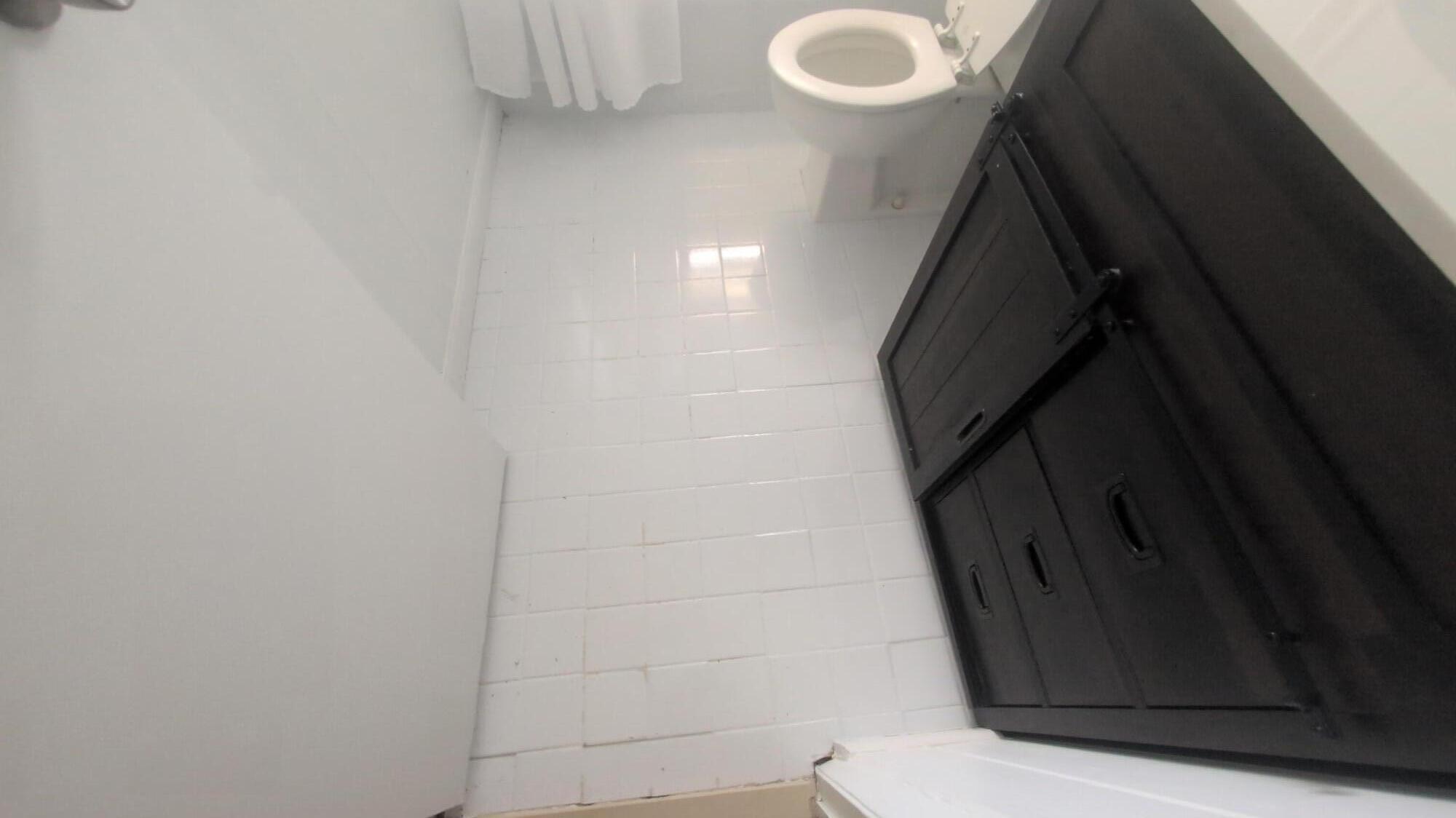 LIGHTHOUSE BAY CONDO - Residential