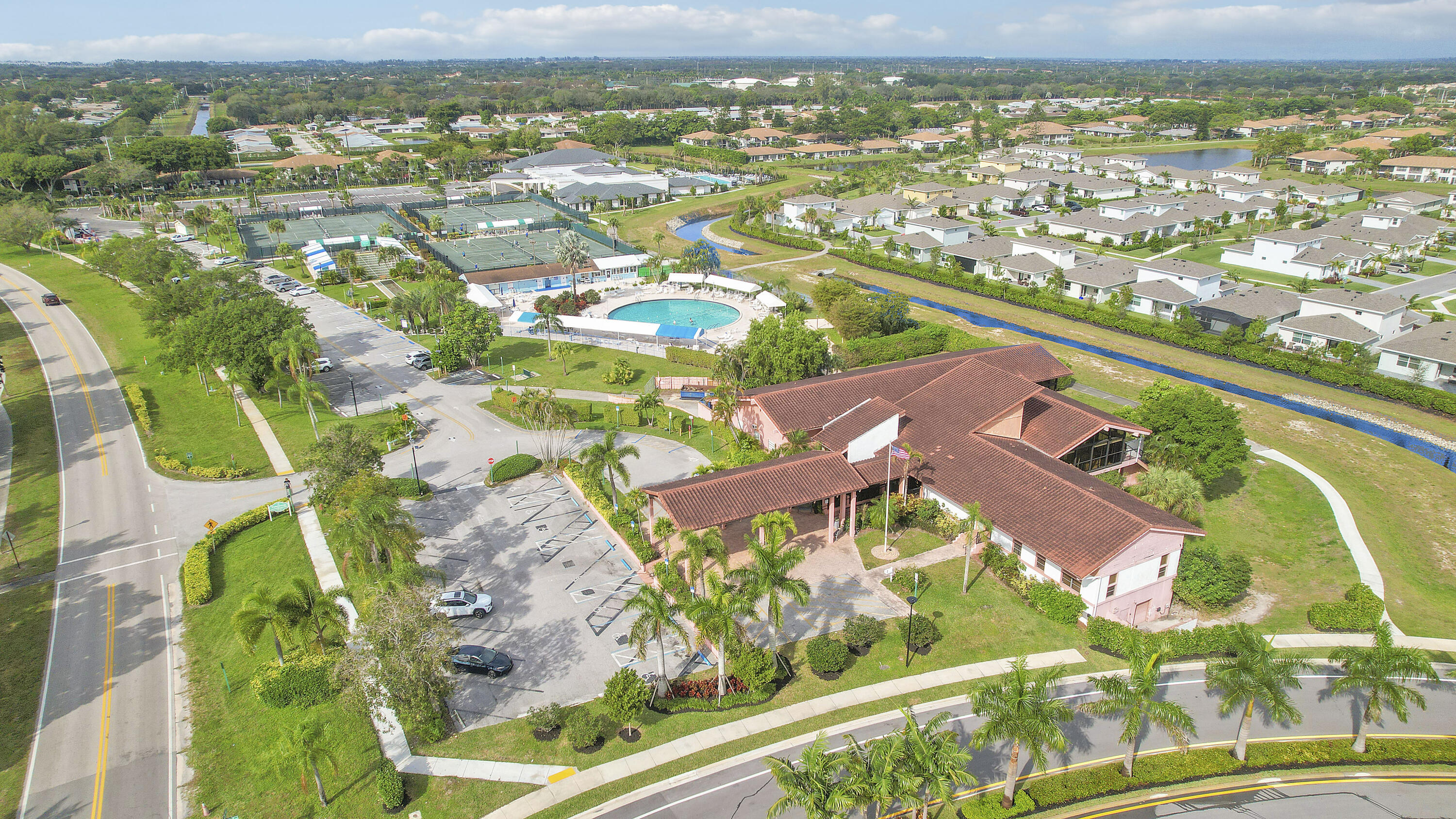 PALM GREENS AT VILLA DEL RAY CONDO II - Residential Lease