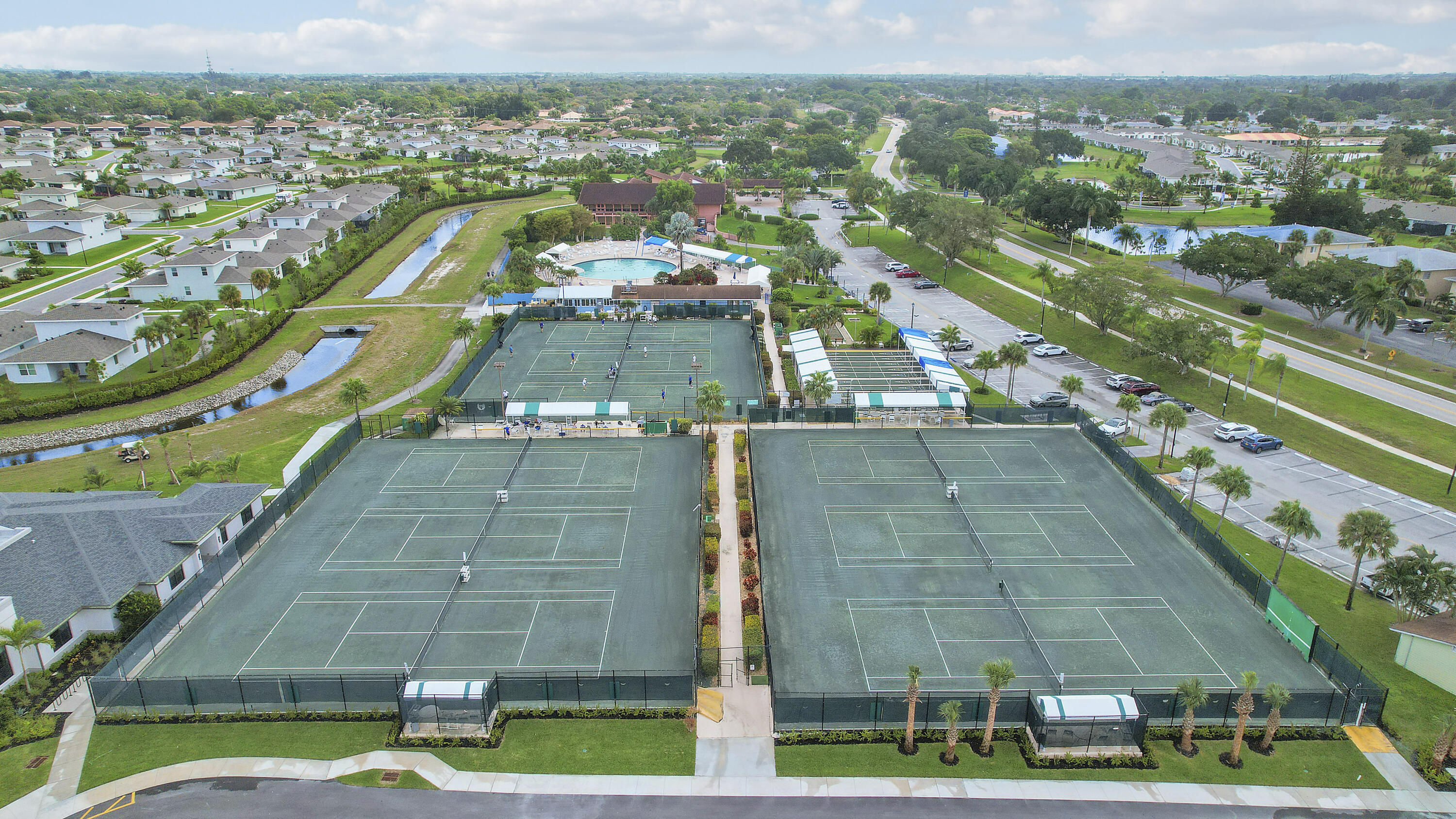PALM GREENS AT VILLA DEL RAY CONDO II - Residential Lease