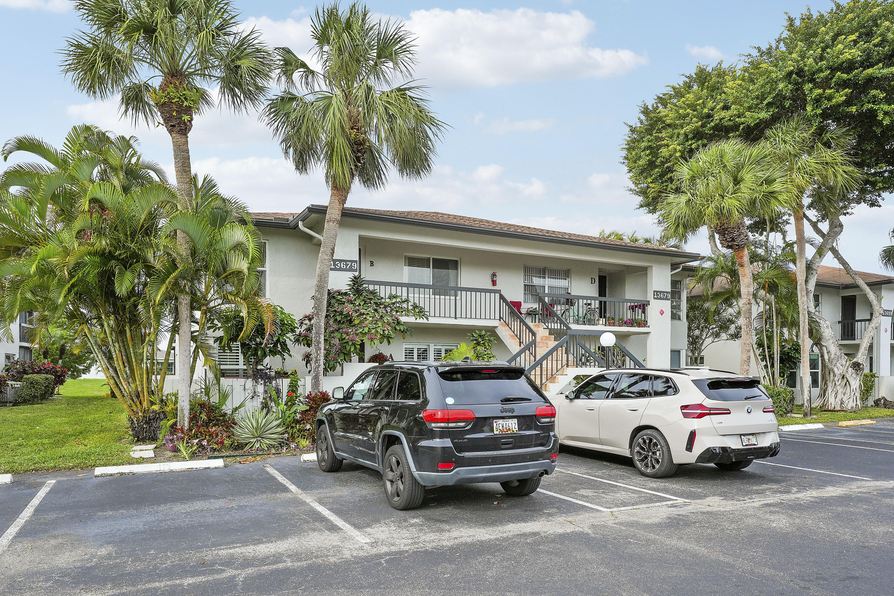 PALM GREENS AT VILLA DEL RAY CONDO II - Residential Lease