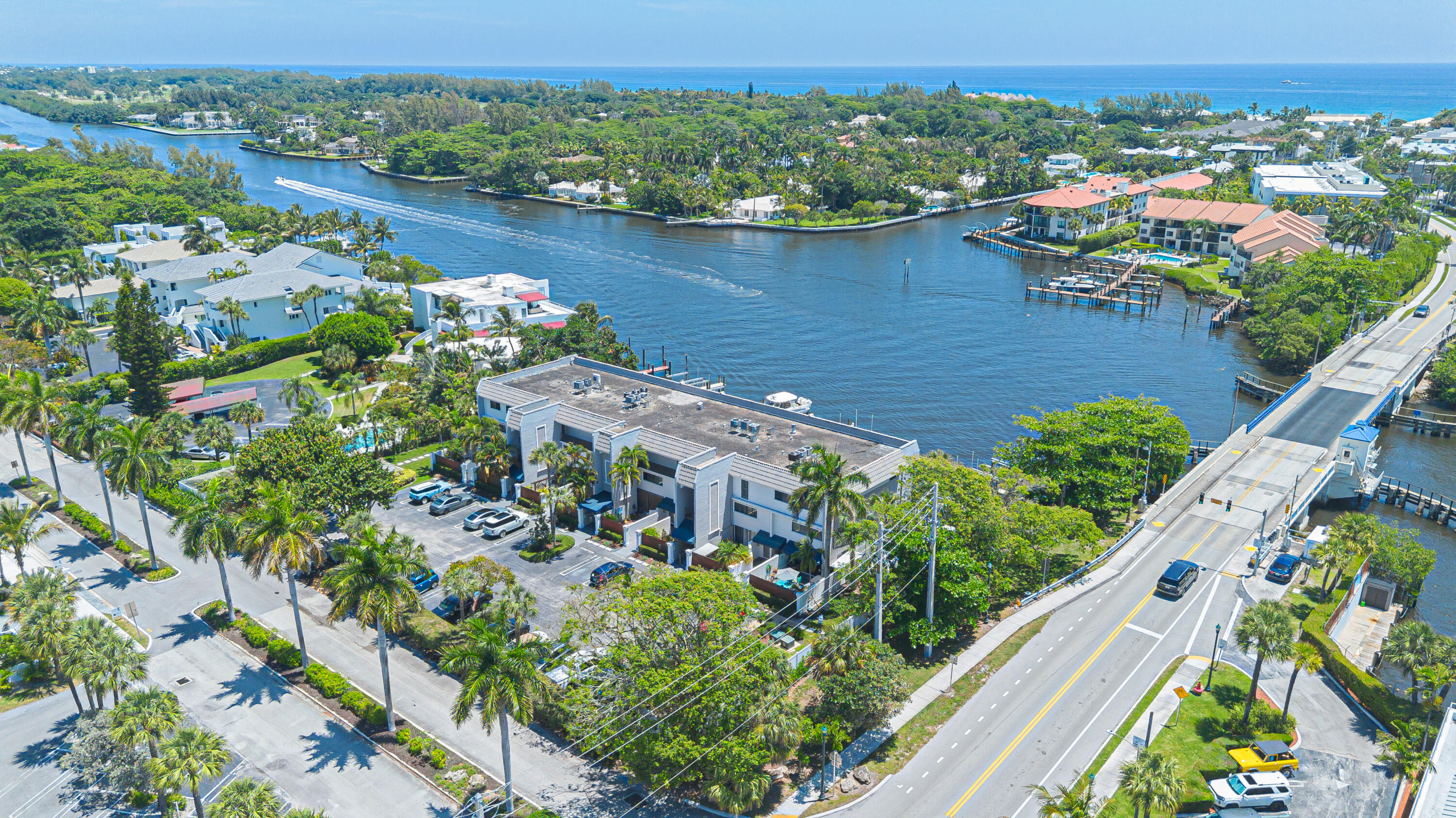 PALM TRAIL PLACE CONDO - Residential