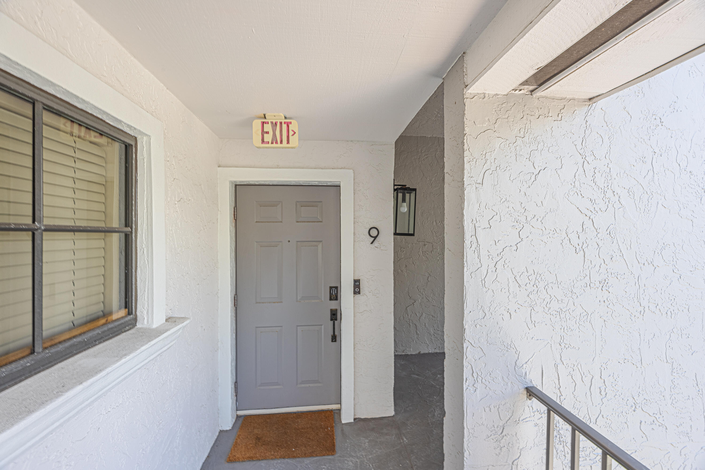 PALM TRAIL PLACE CONDO - Residential