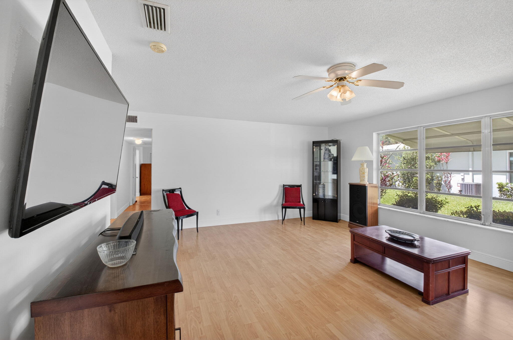 HIGH POINT OF DELRAY BEACH CONDO SEC I - Residential Lease