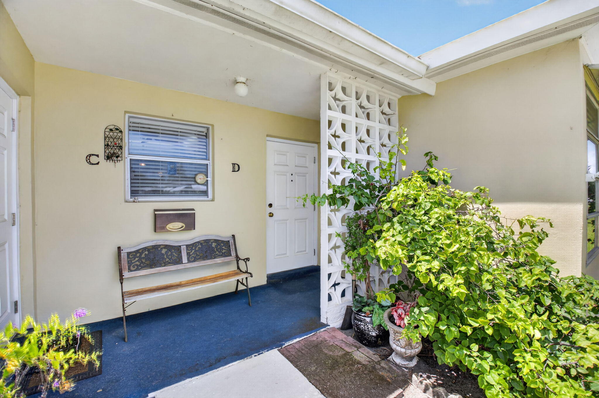 HIGH POINT OF DELRAY BEACH CONDO SEC I - Residential Lease