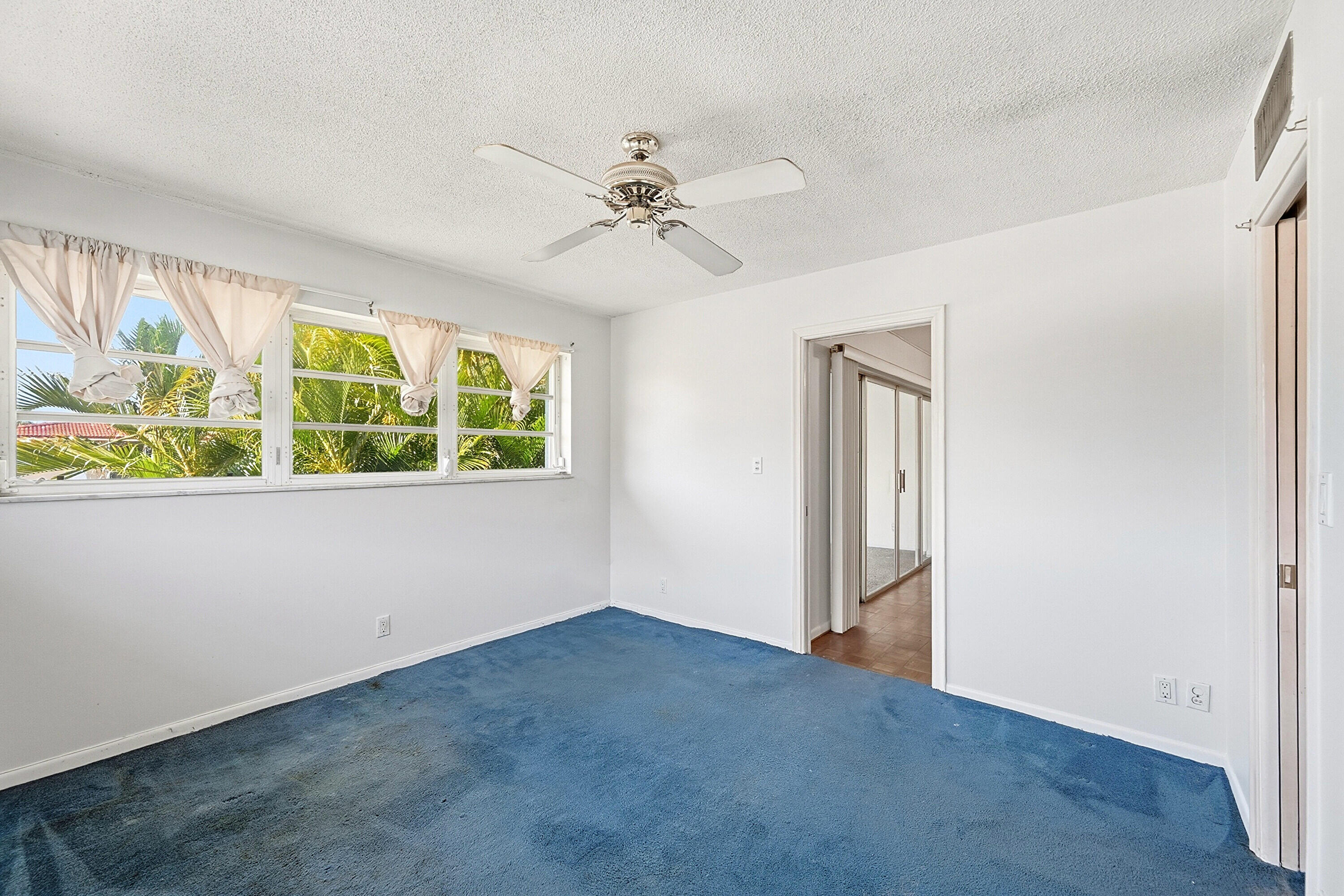 LIGHTHOUSE TERRACE CO-OP - Residential