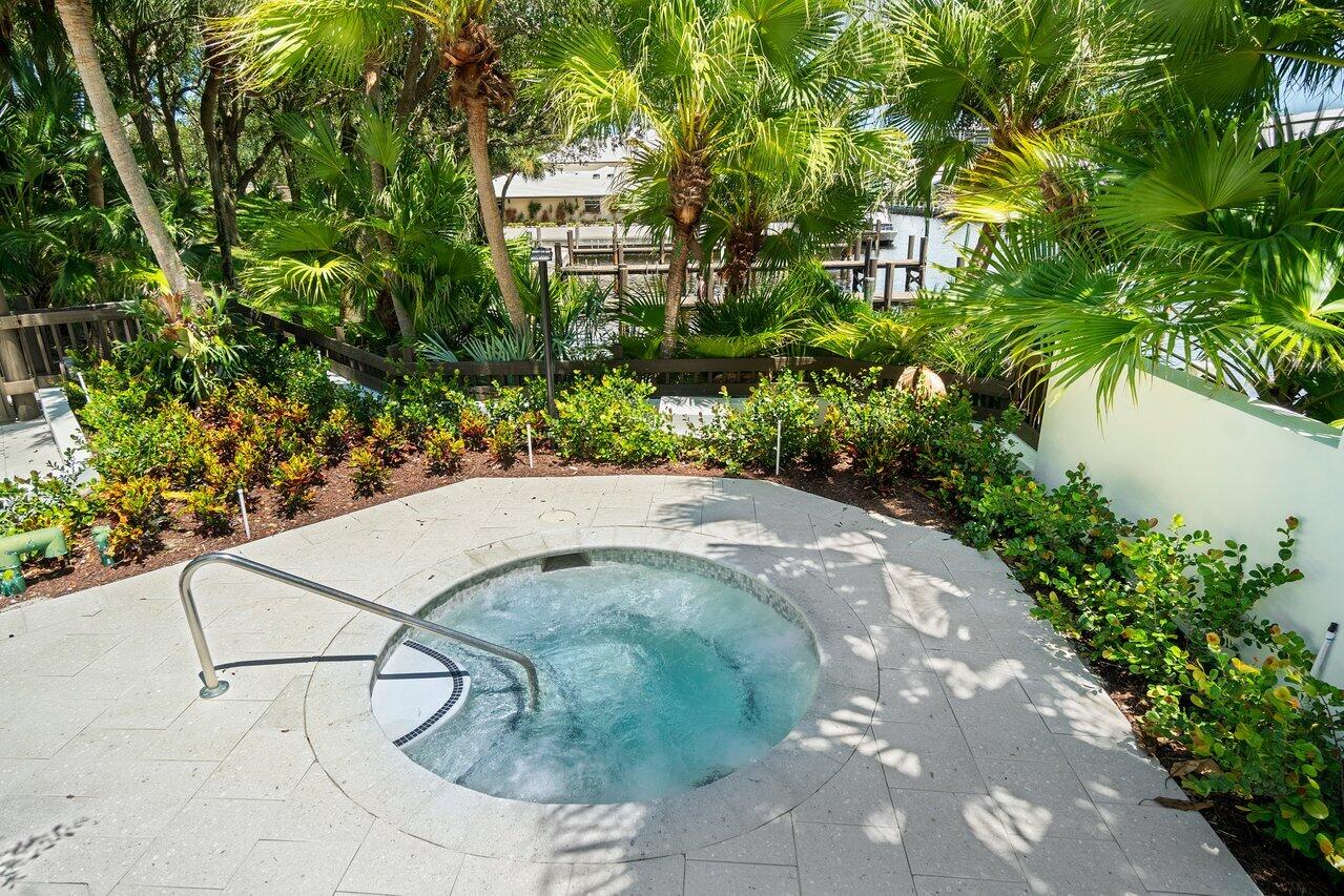 BOCA MARINA - Residential