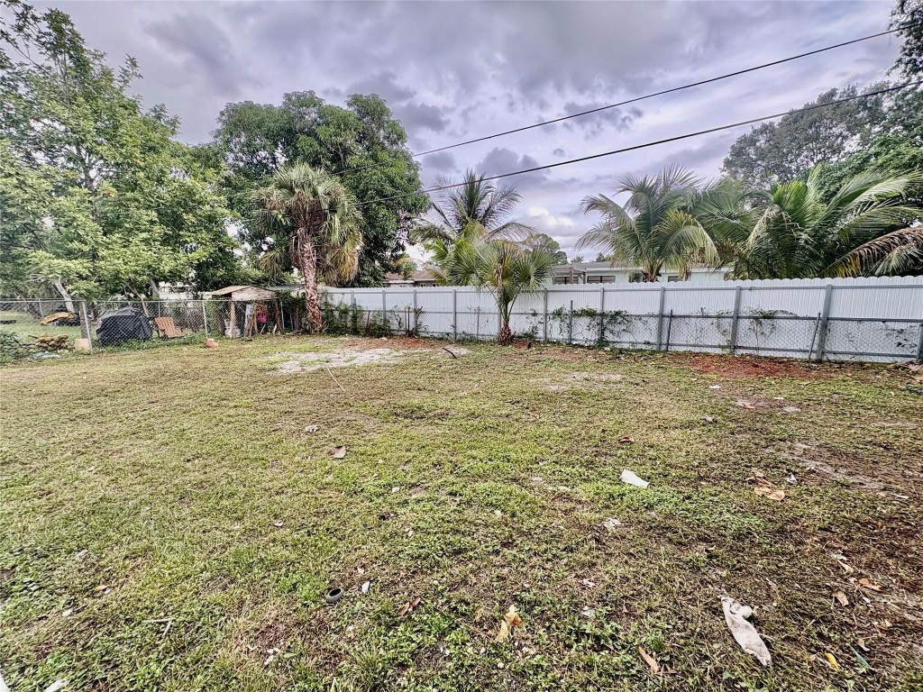 Melrose Park Sec 3 29-28 - Residential