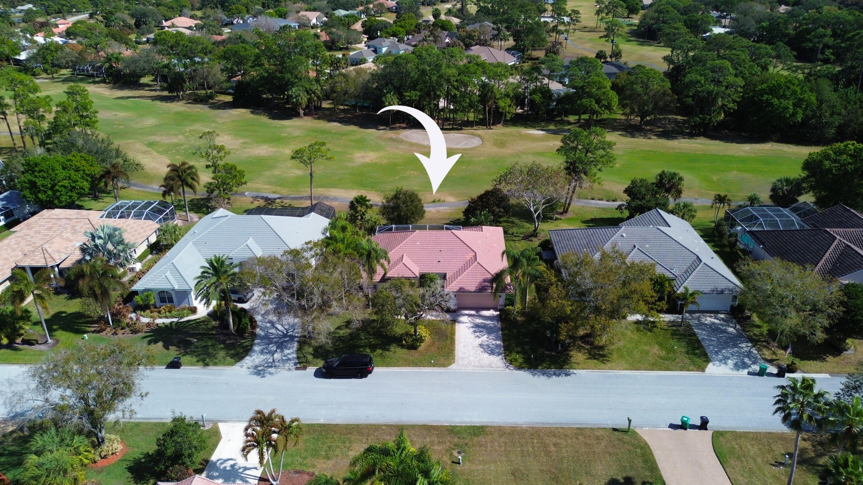 COUNTRY CLUB POINTE - Residential