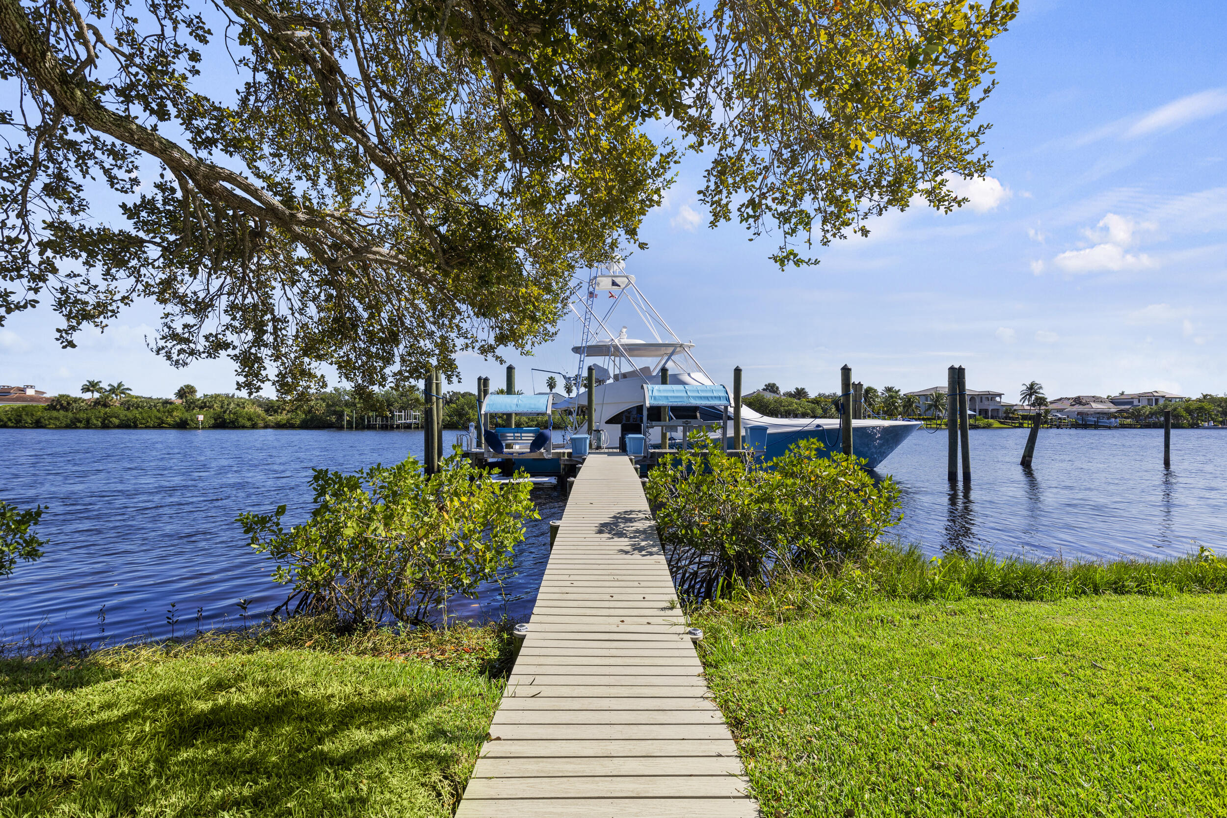 Vikings Lookout - Residential