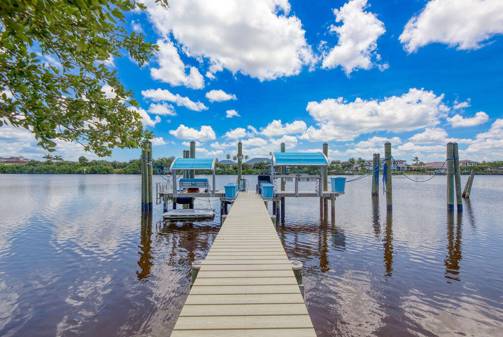 Vikings Lookout - Residential