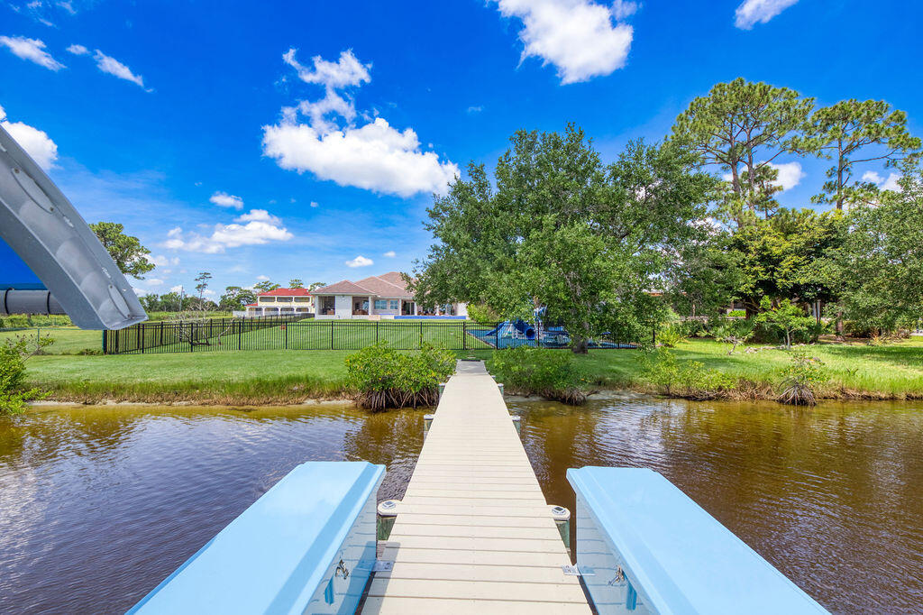 Vikings Lookout - Residential