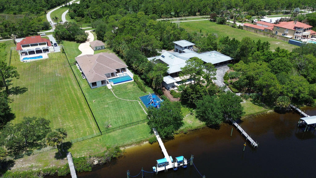 Vikings Lookout - Residential