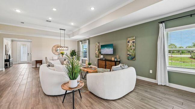 VERO LAKE ESTATES UNIT J - Residential