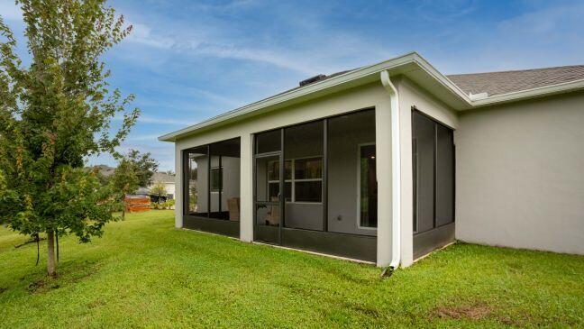 VERO LAKE ESTATES UNIT J - Residential
