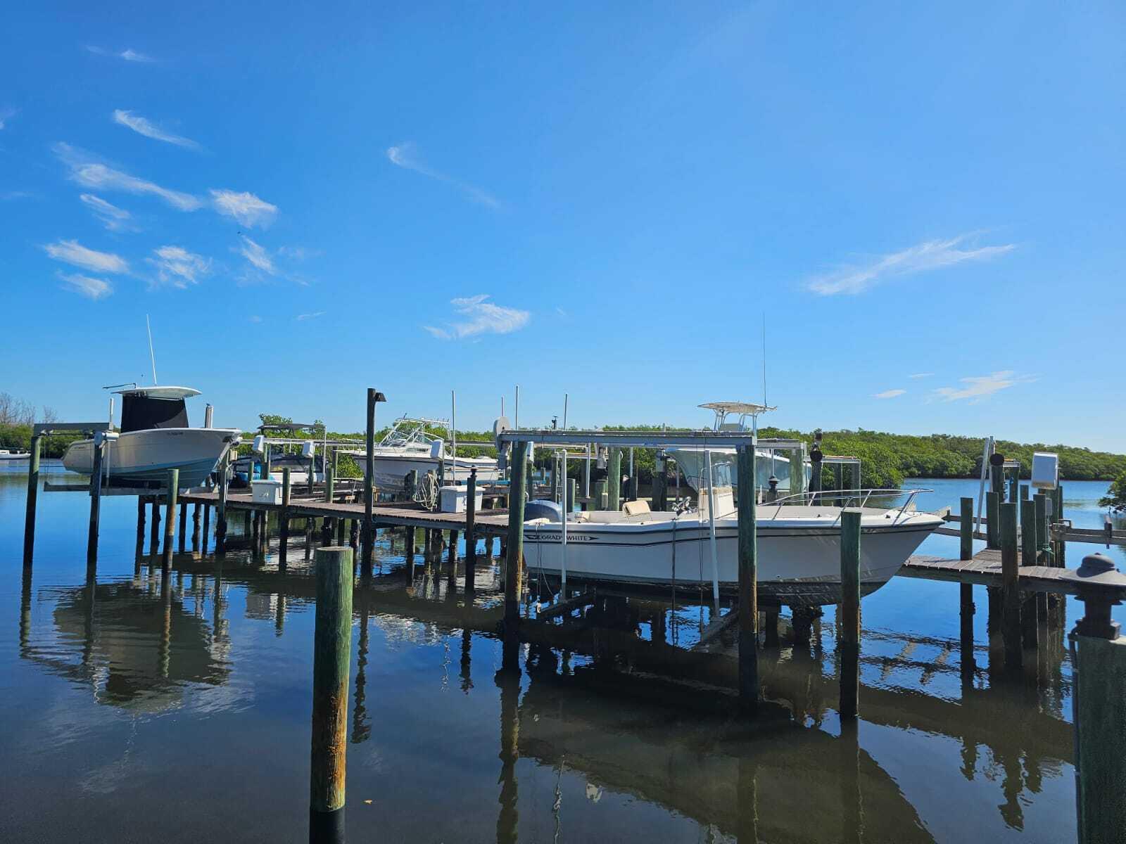 PILOTS COVE - Residential