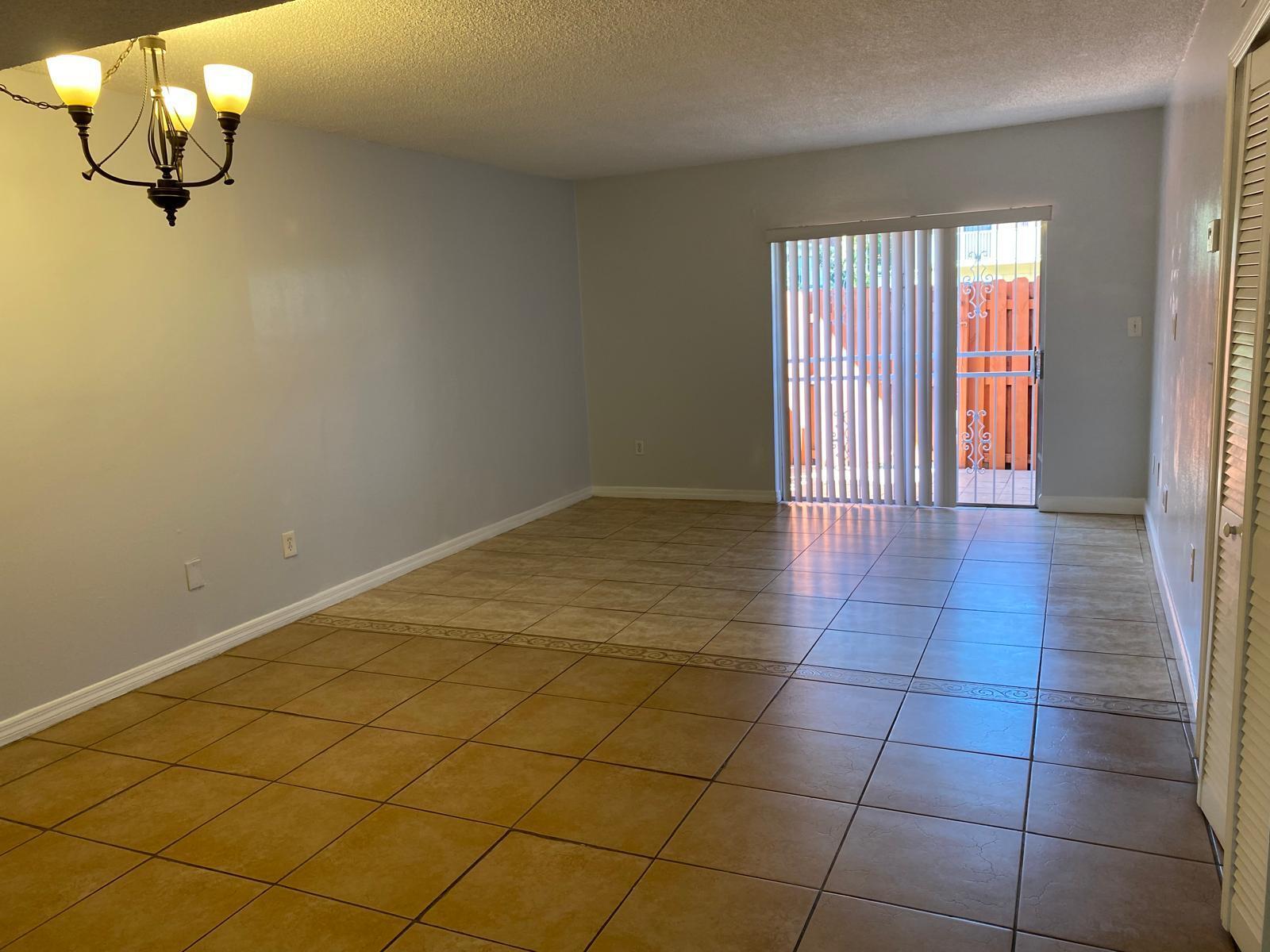 LAGUNA CLUB EAST CONDO - Residential