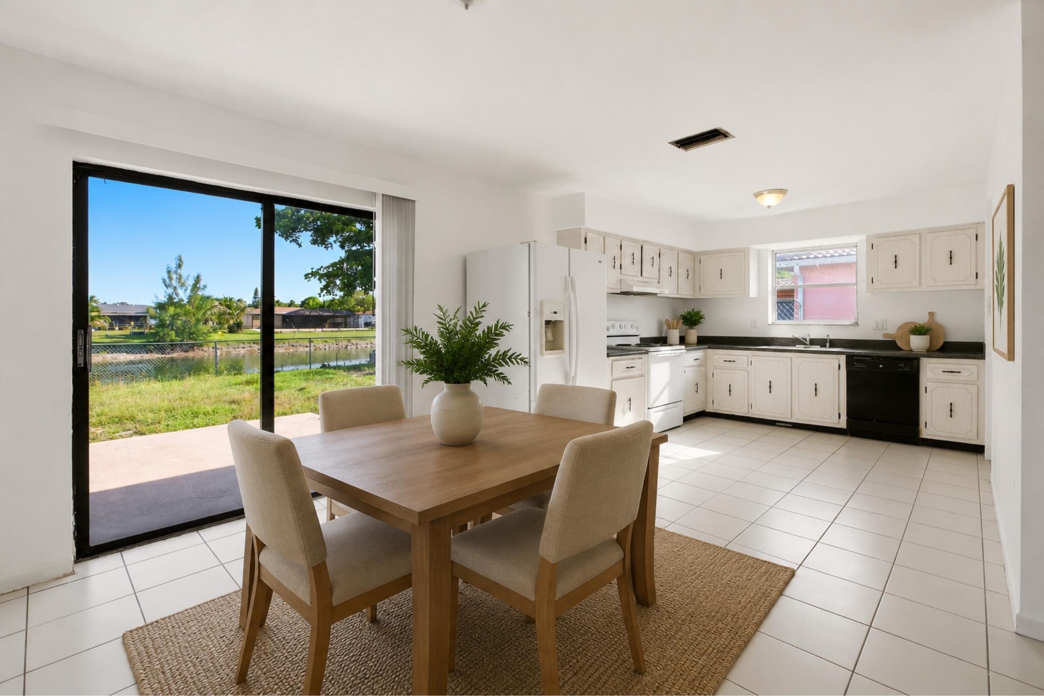 HOLIDAY CITY AT BOCA RATON SEC 5 - Residential