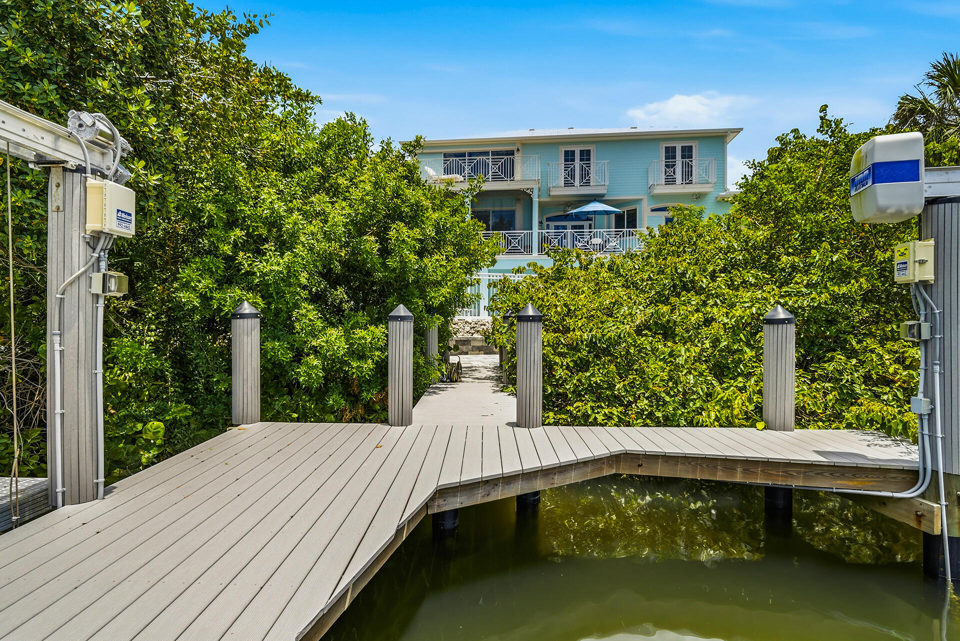 SOUTHPORT ON THE BAY UNIT ONE - Residential