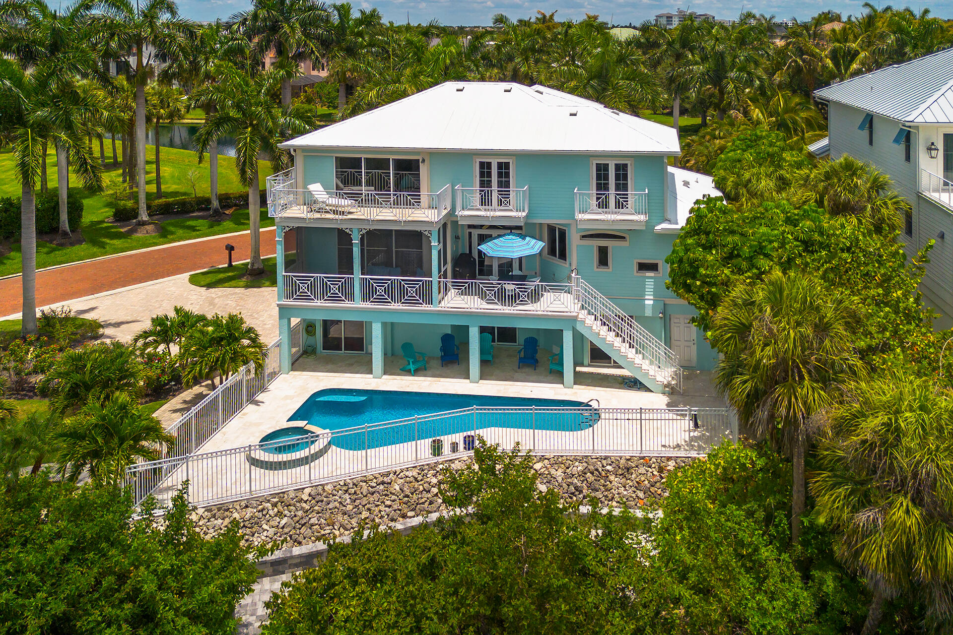 SOUTHPORT ON THE BAY UNIT ONE - Residential