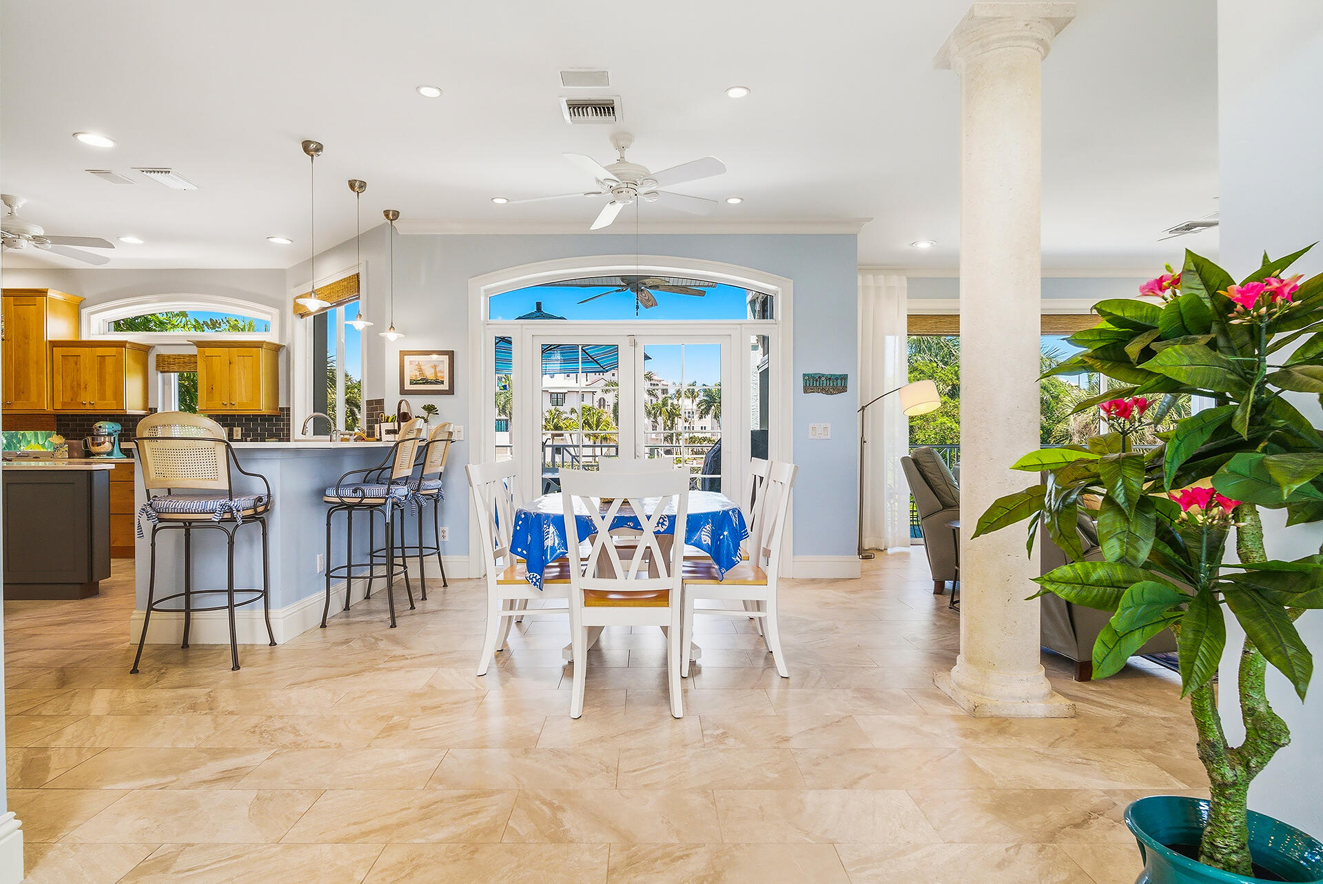 SOUTHPORT ON THE BAY UNIT ONE - Residential