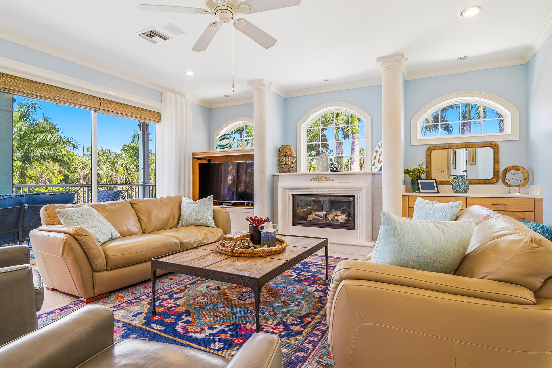 SOUTHPORT ON THE BAY UNIT ONE - Residential