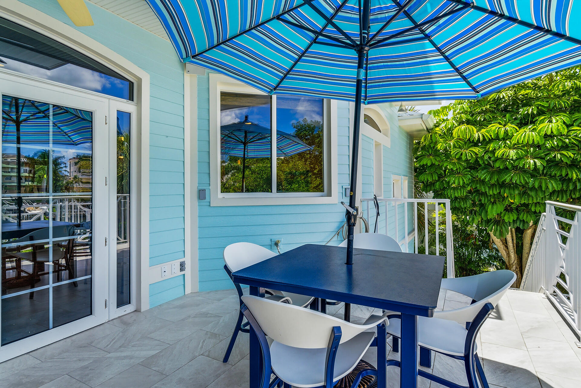 SOUTHPORT ON THE BAY UNIT ONE - Residential