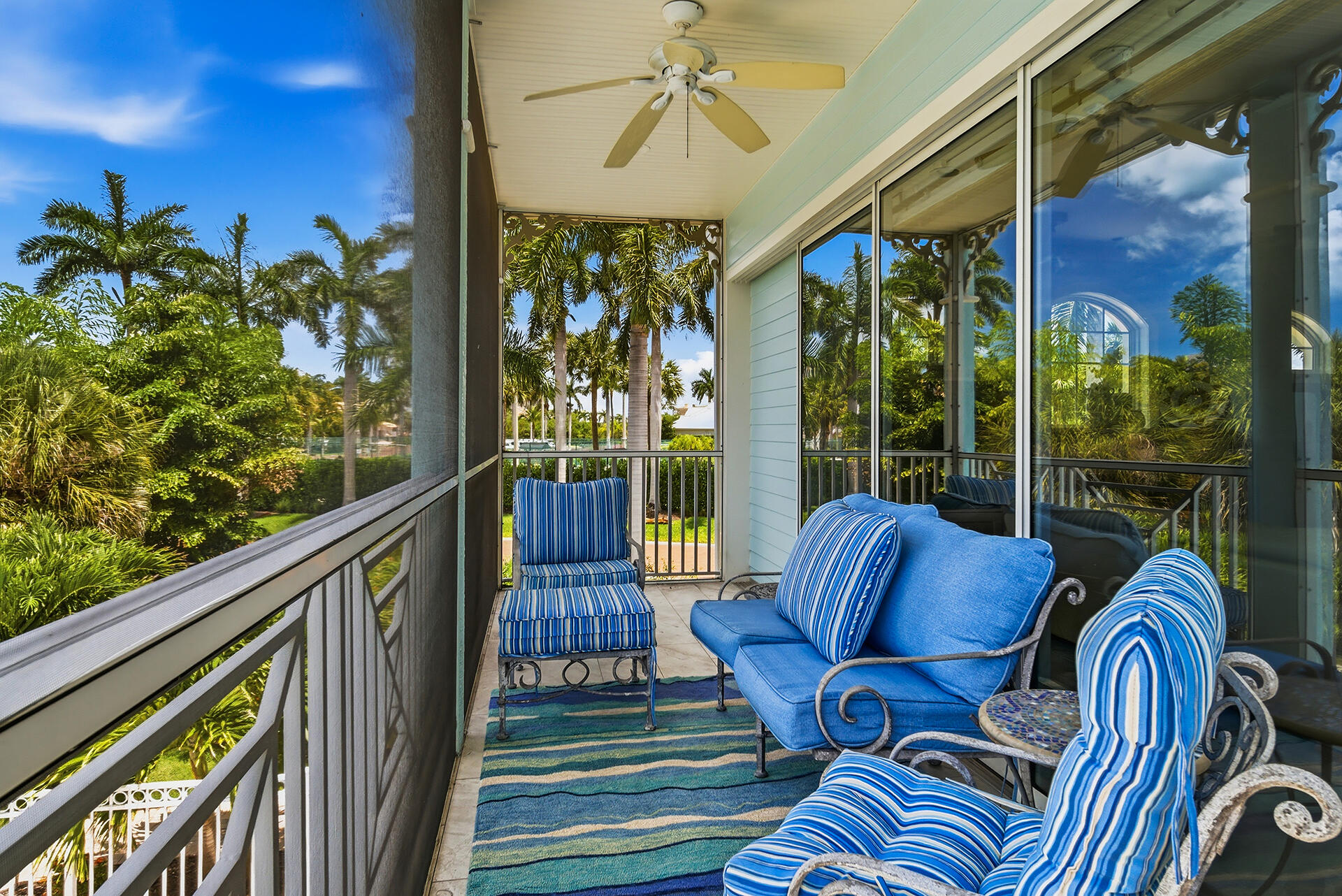 SOUTHPORT ON THE BAY UNIT ONE - Residential