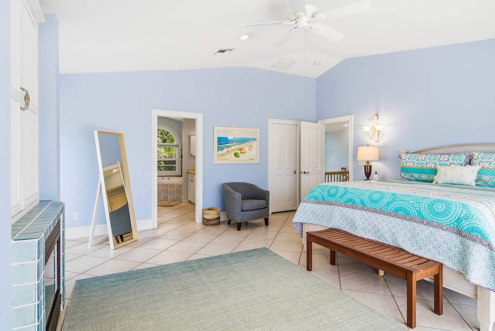 SOUTHPORT ON THE BAY UNIT ONE - Residential