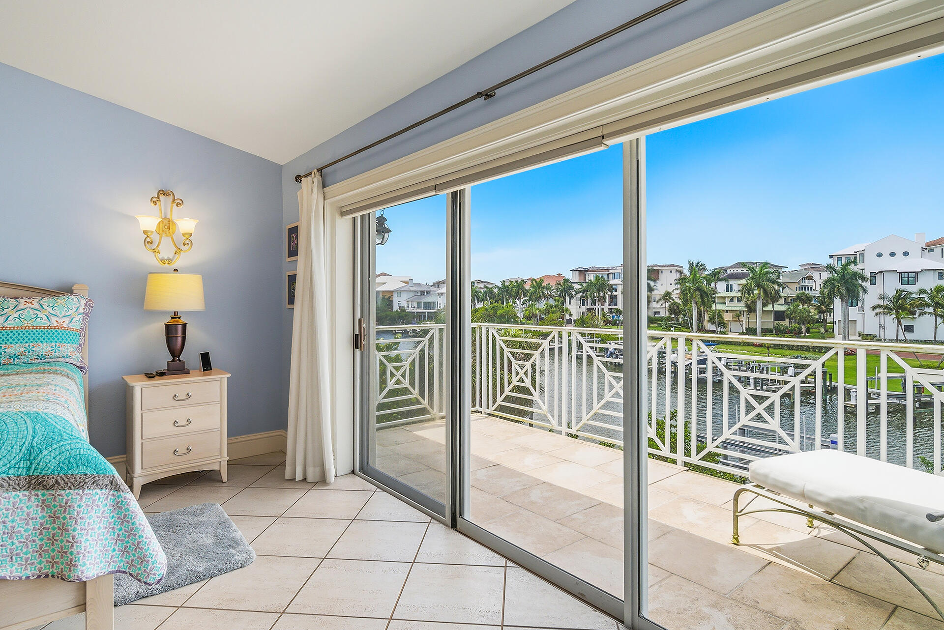 SOUTHPORT ON THE BAY UNIT ONE - Residential