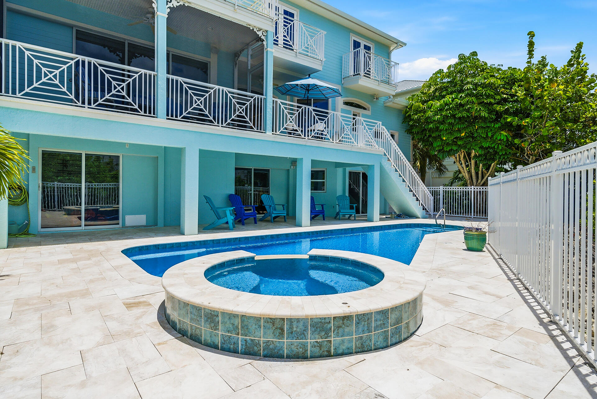 SOUTHPORT ON THE BAY UNIT ONE - Residential