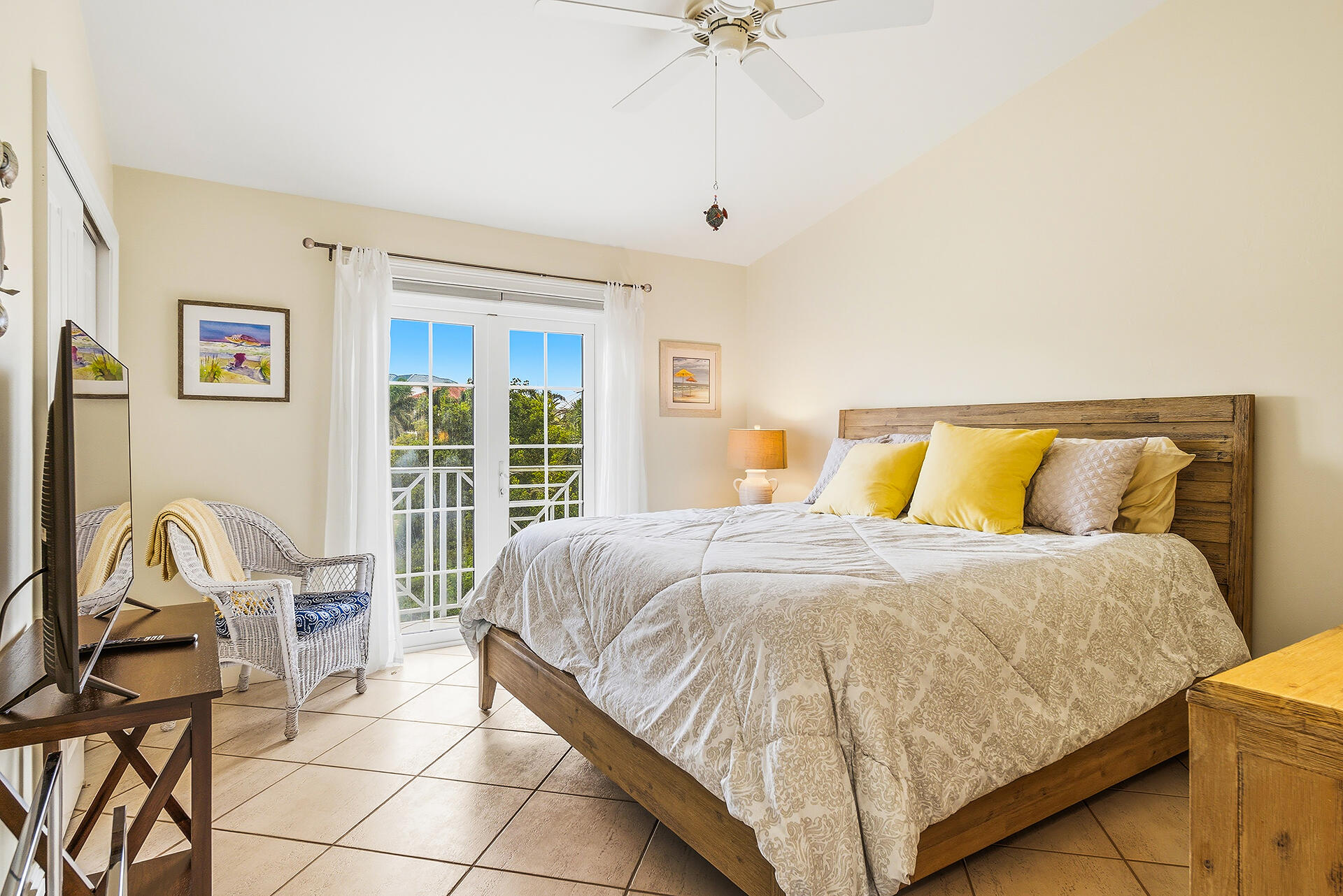 SOUTHPORT ON THE BAY UNIT ONE - Residential