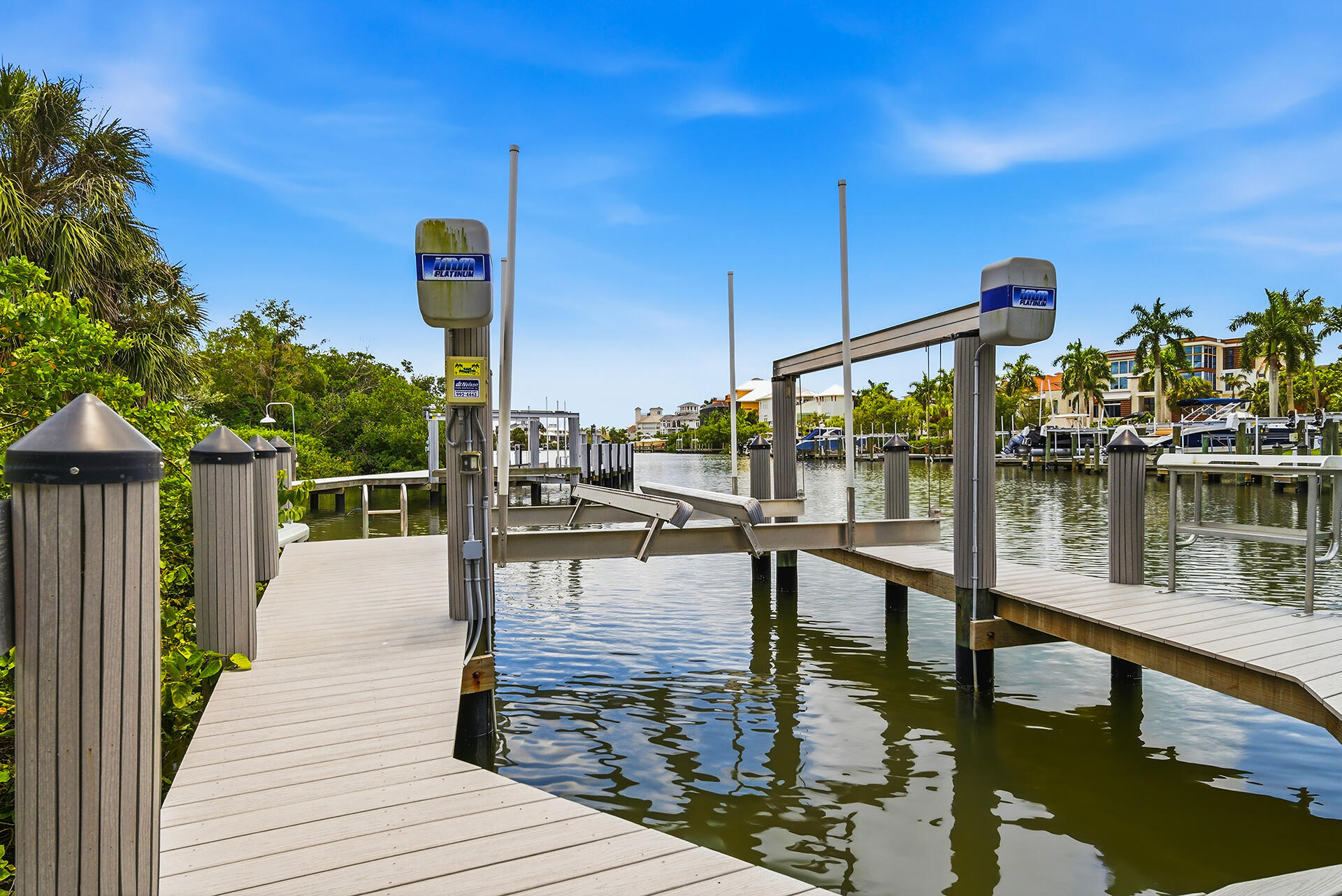 SOUTHPORT ON THE BAY UNIT ONE - Residential