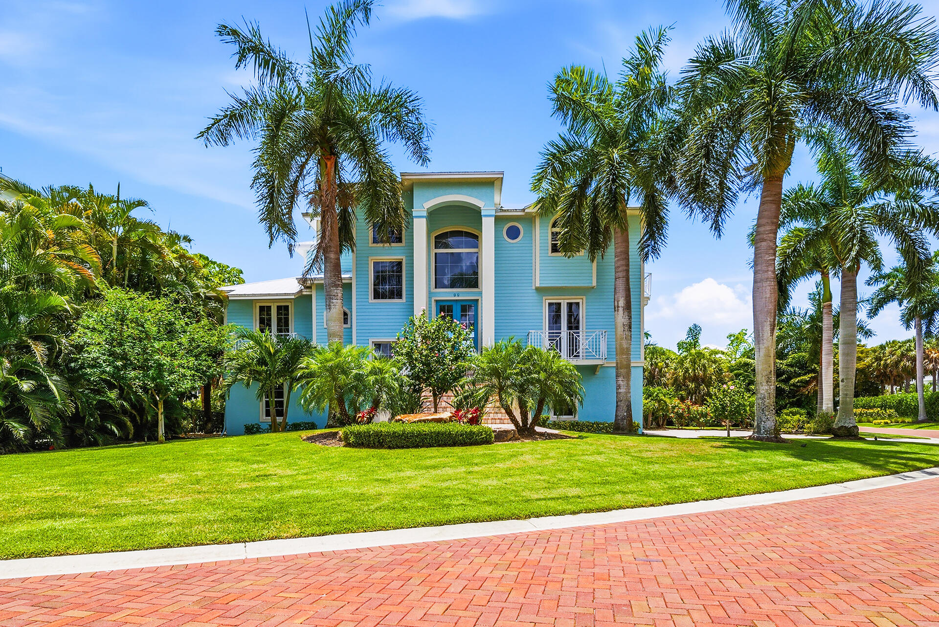 SOUTHPORT ON THE BAY UNIT ONE - Residential