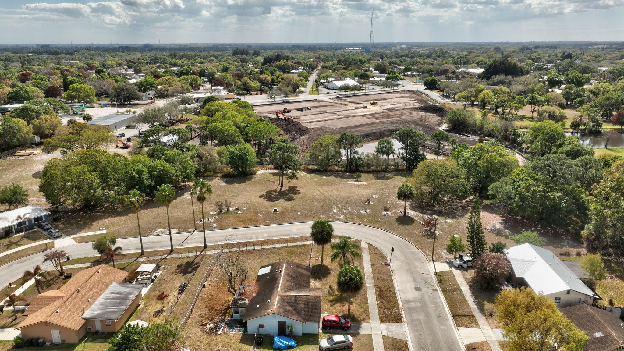 PINECREST ESTATES - Land