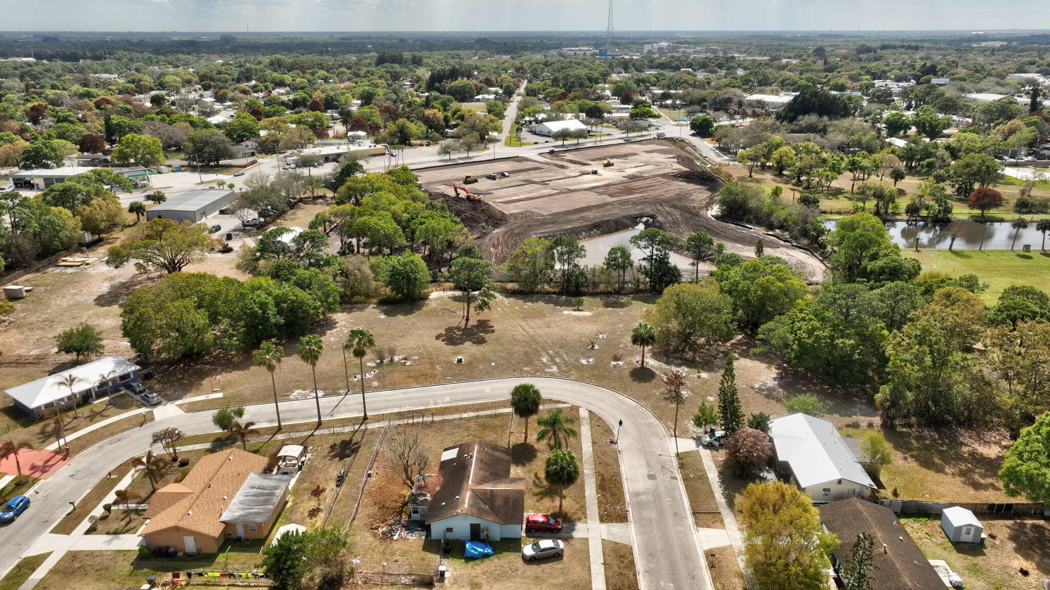 PINECREST ESTATES - Land