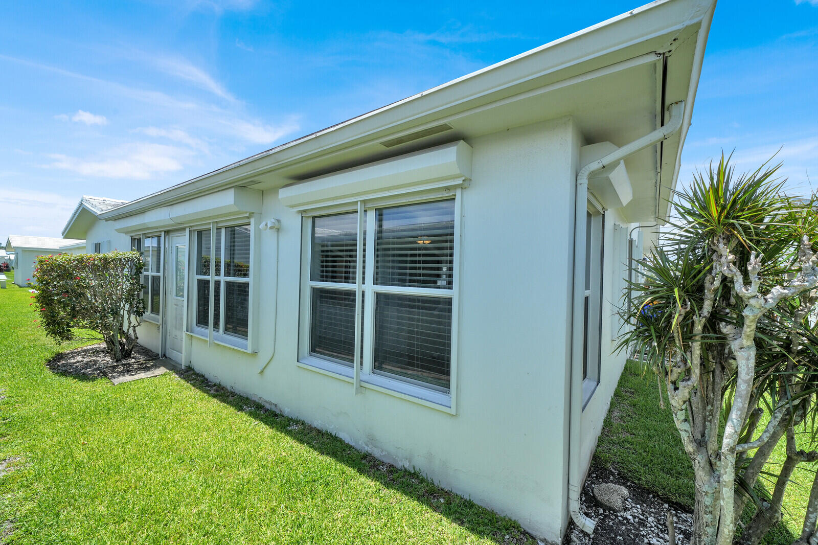 PALM BEACH LEISUREVILLE SEC 9 - Residential