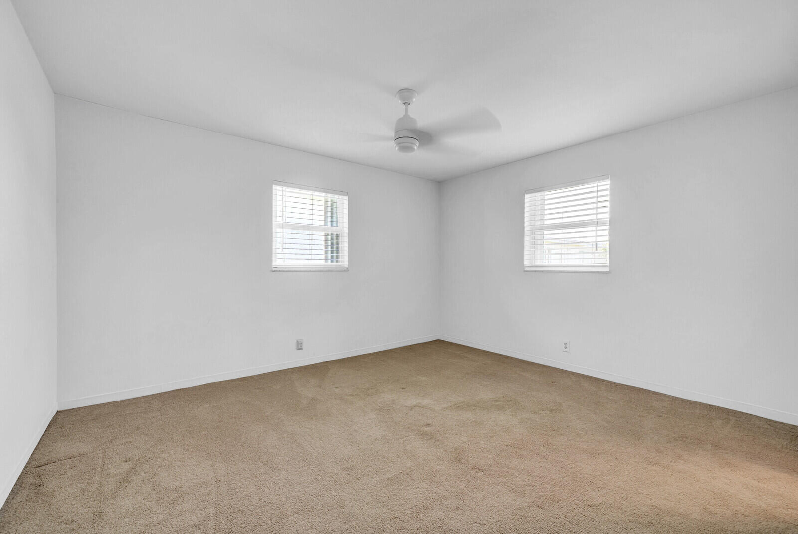 PALM BEACH LEISUREVILLE SEC 9 - Residential
