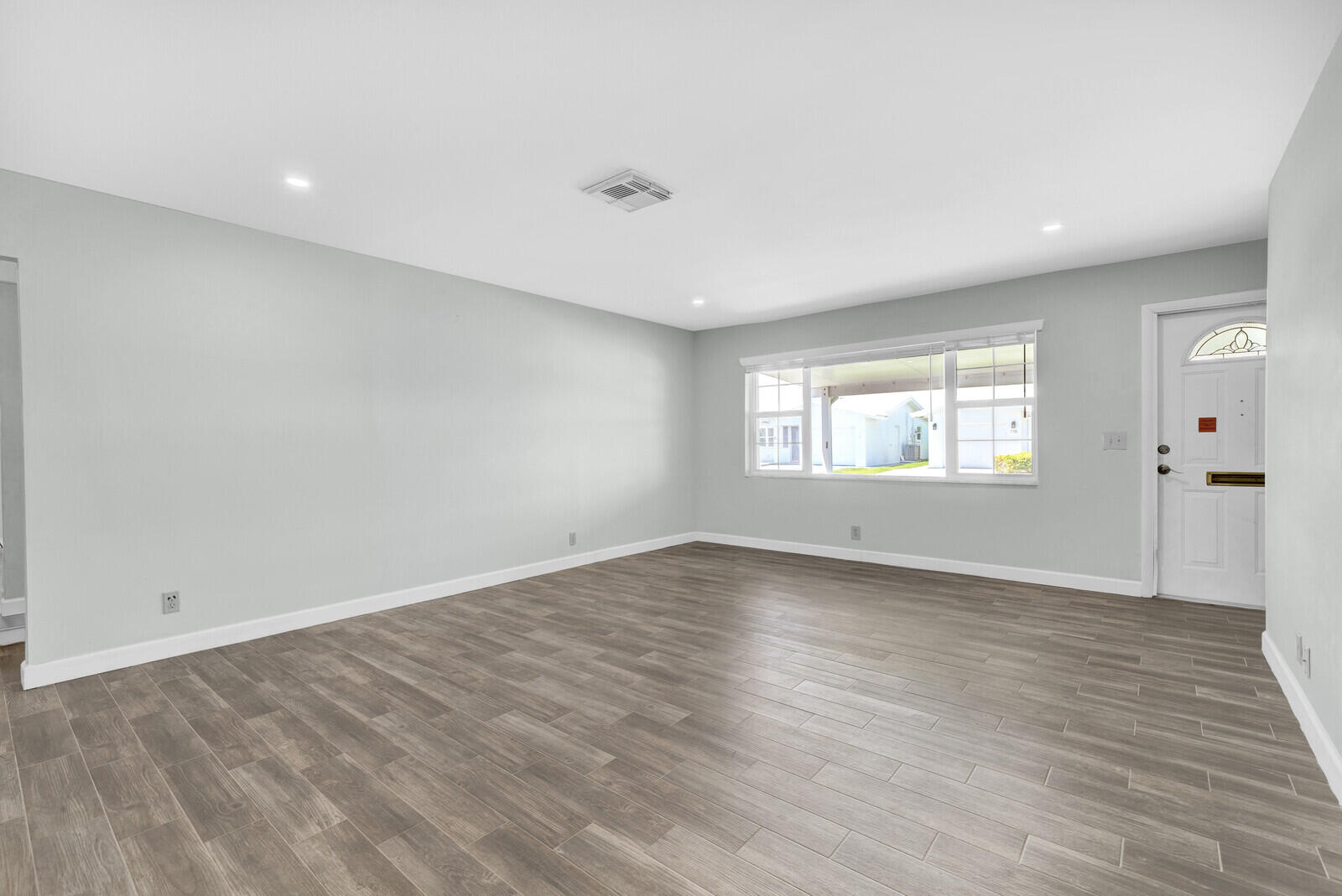 PALM BEACH LEISUREVILLE SEC 9 - Residential