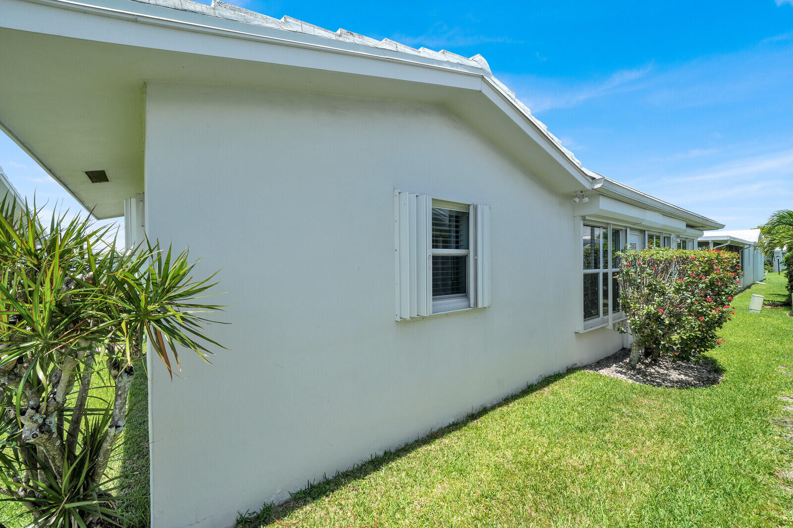 PALM BEACH LEISUREVILLE SEC 9 - Residential