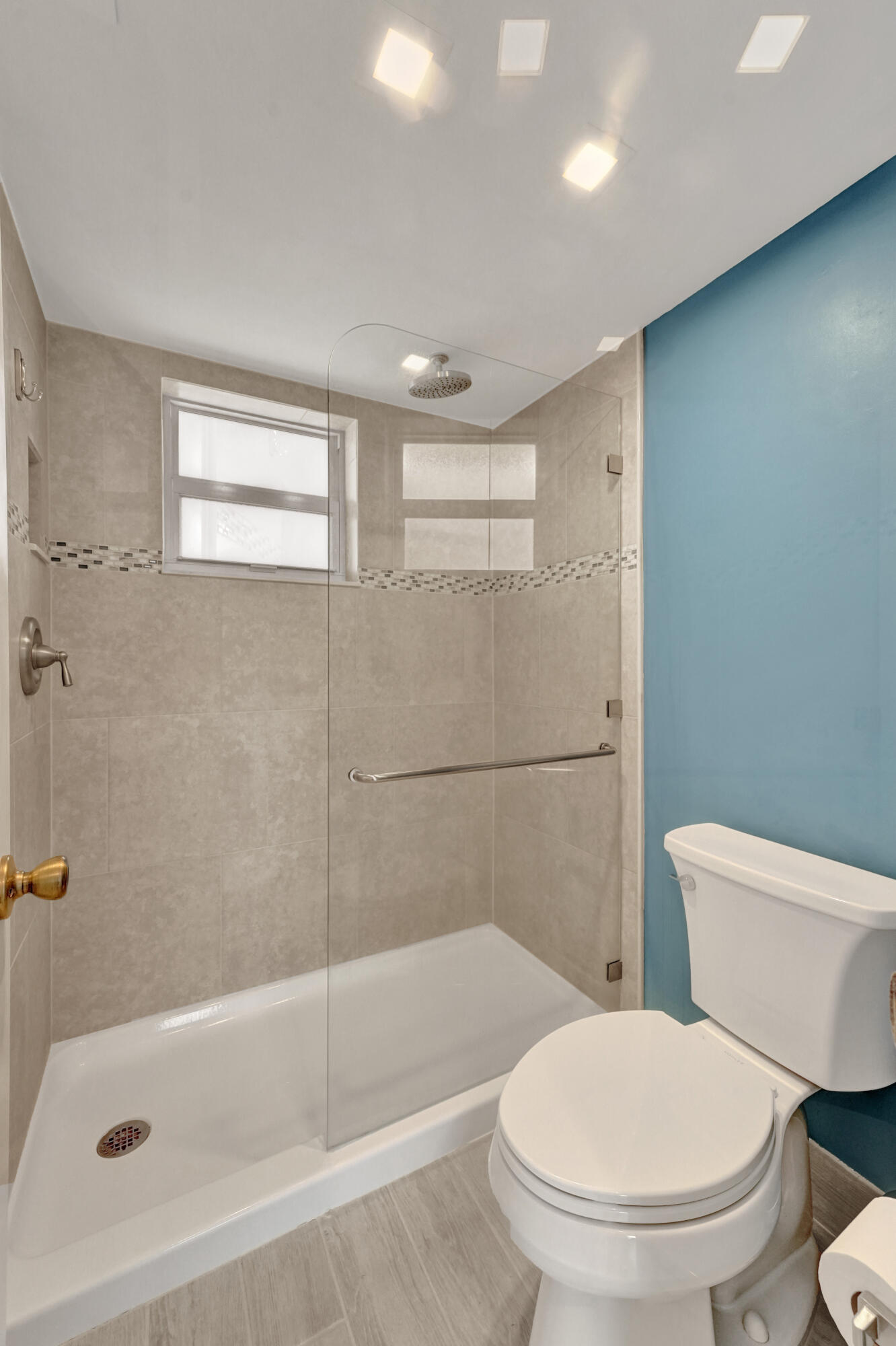 WATERFORD POINT CONDO - Residential Lease