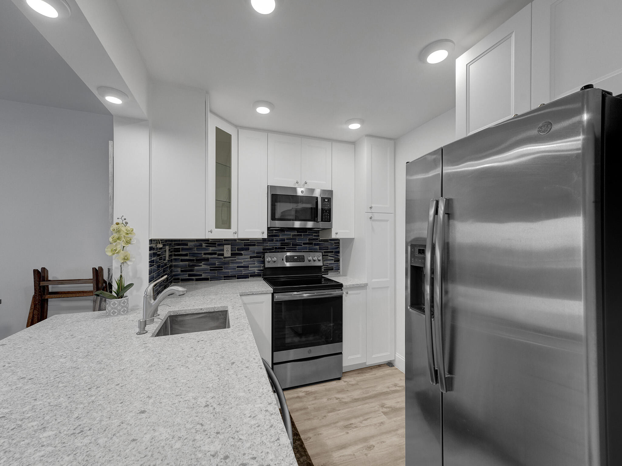 WATERFORD POINT CONDO - Residential Lease