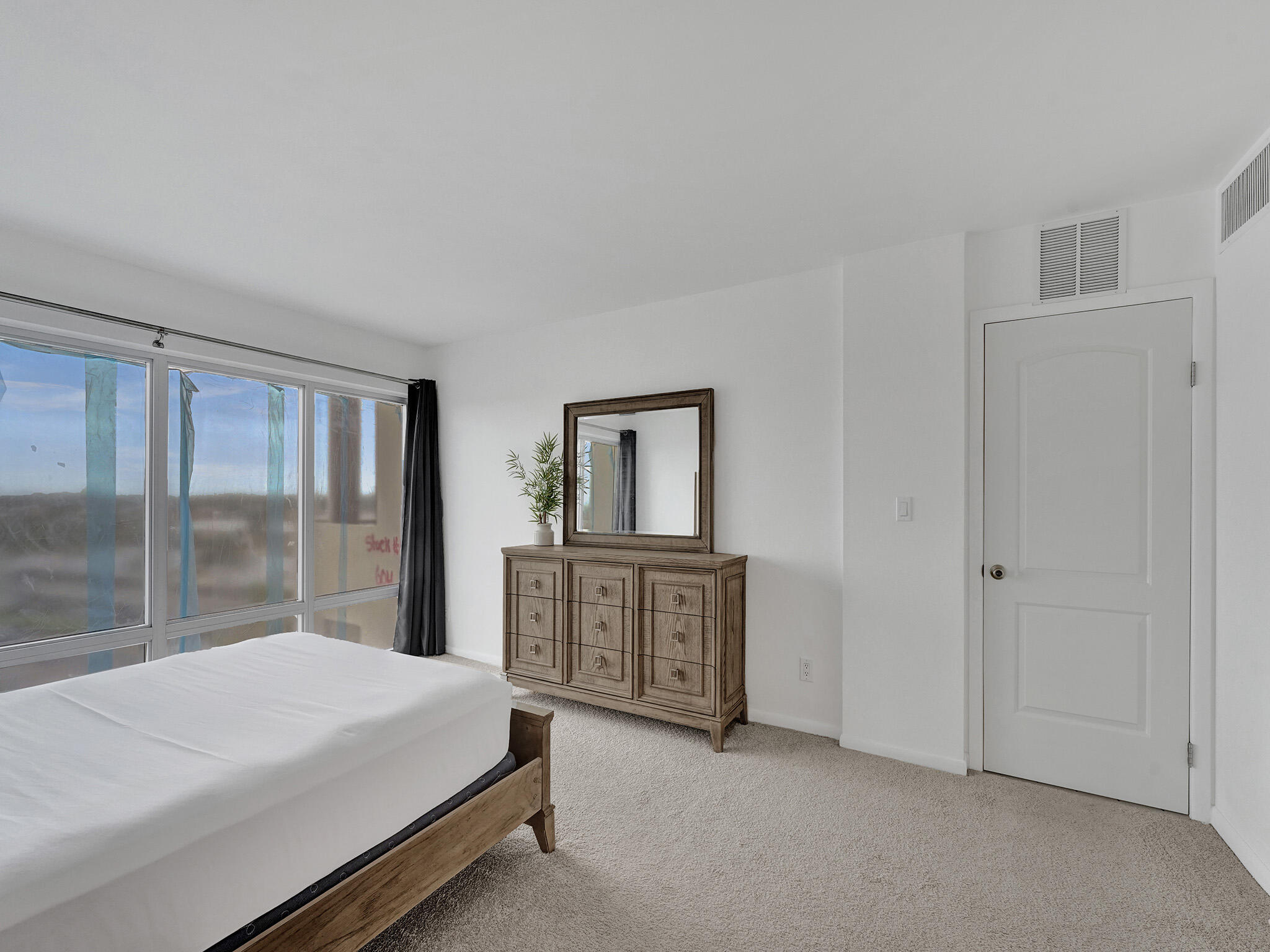 WATERFORD POINT CONDO - Residential Lease