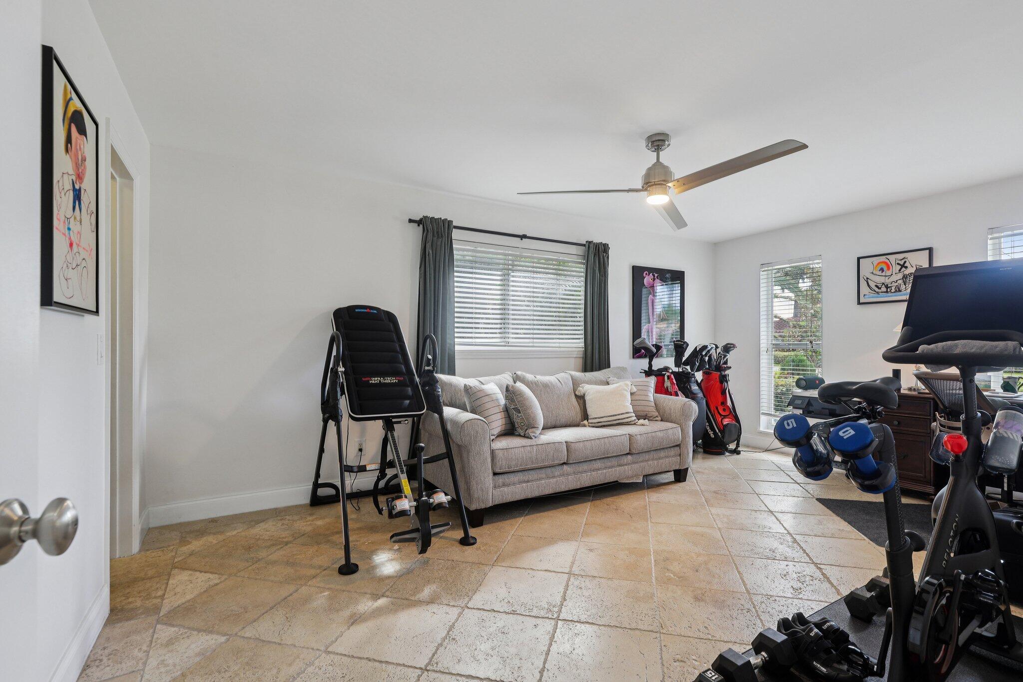 HARBOR VILLAGE SEC - Residential