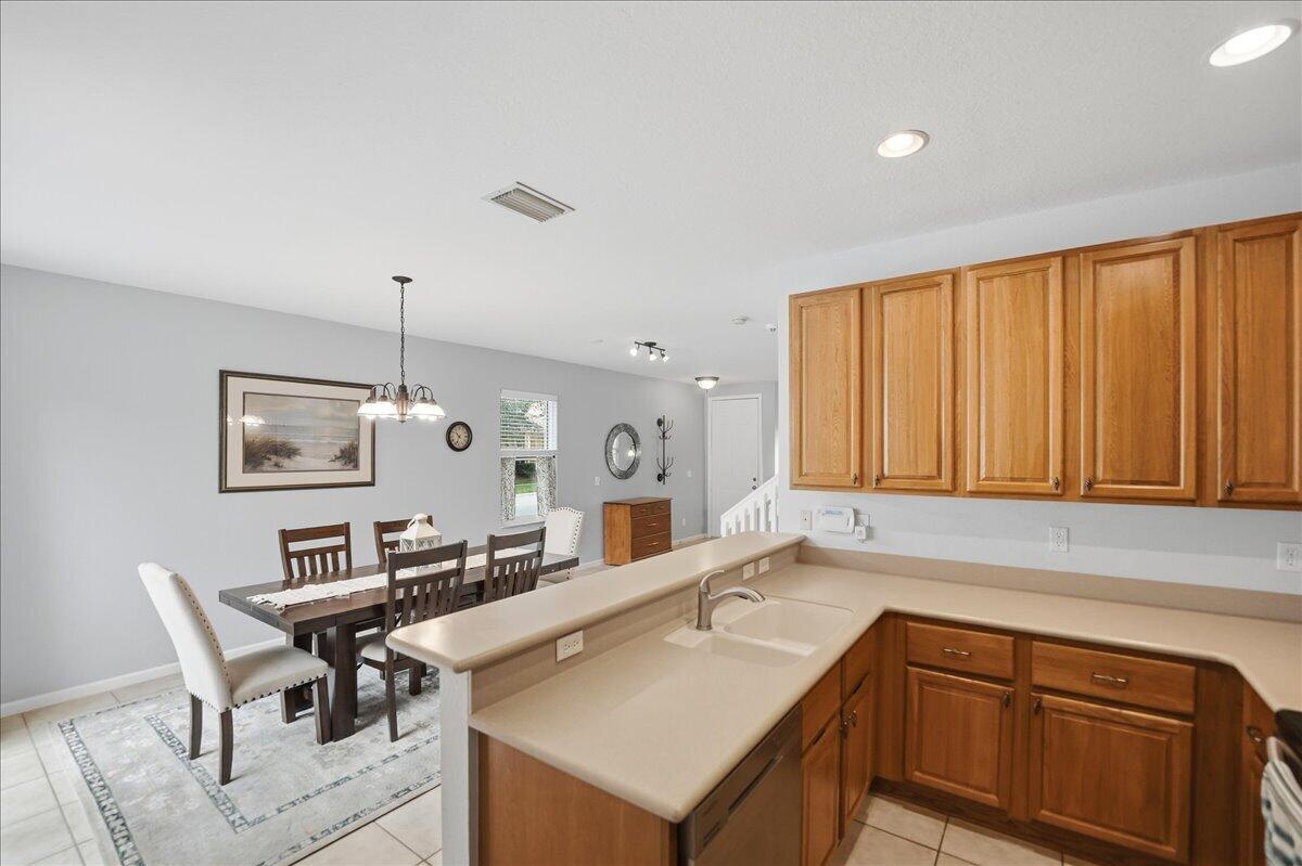EAST LAKE VILLAGE NO 3 - Residential
