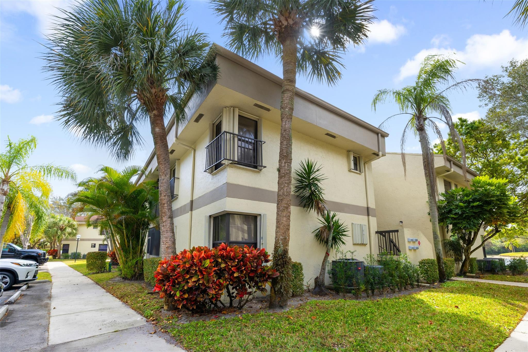APPLEWOOD VILLAGE IV - Residential