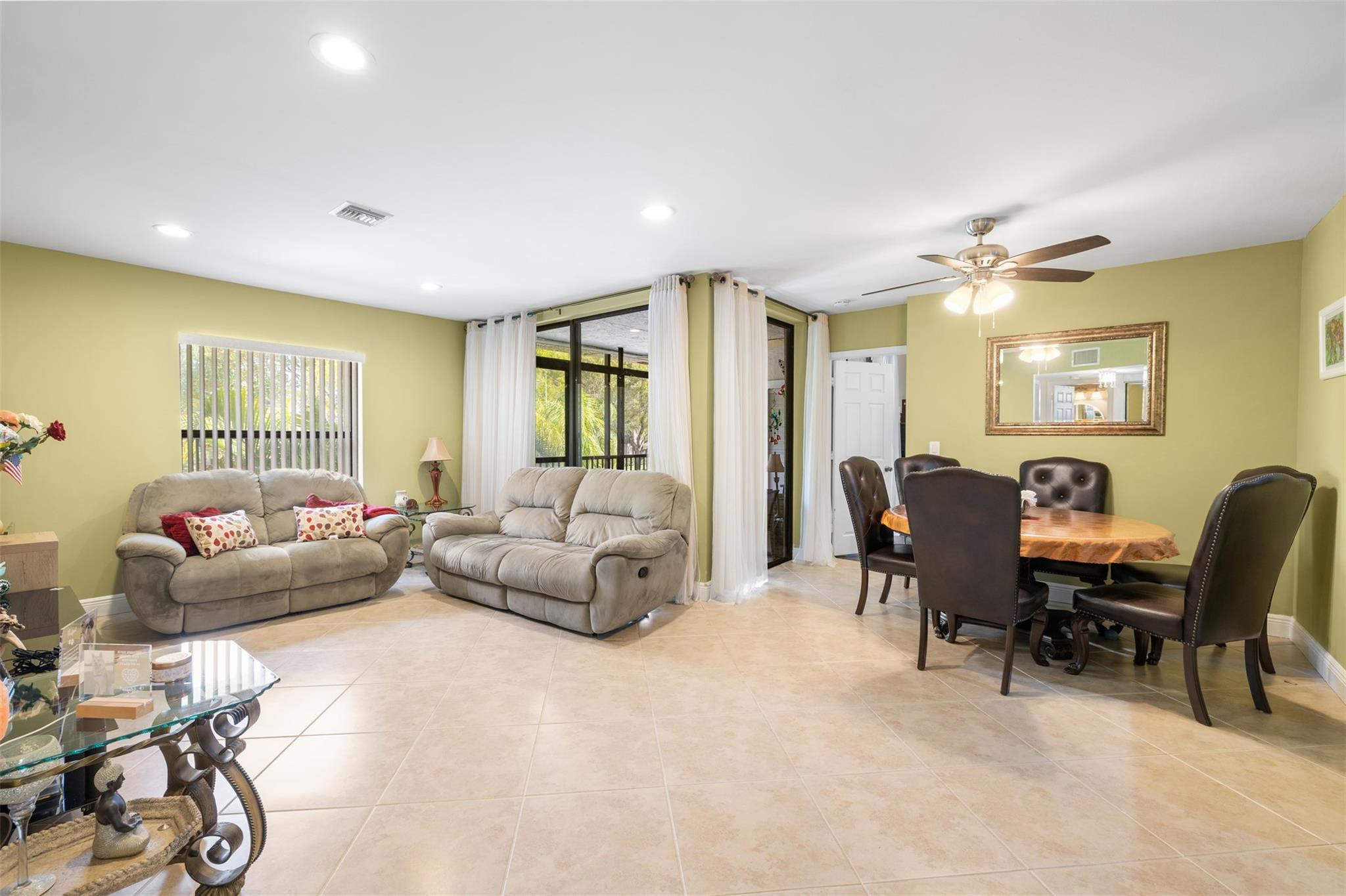 APPLEWOOD VILLAGE IV - Residential